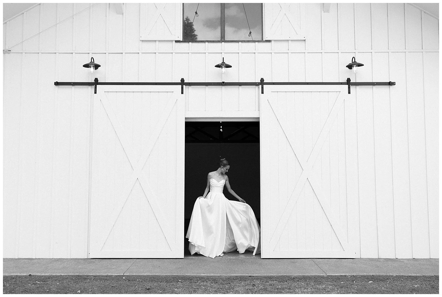 Gold-Coast-wedding-photographer-captures-Summergrove-Estate-wedding-in Northern-Rivers-NSW (18).jpg