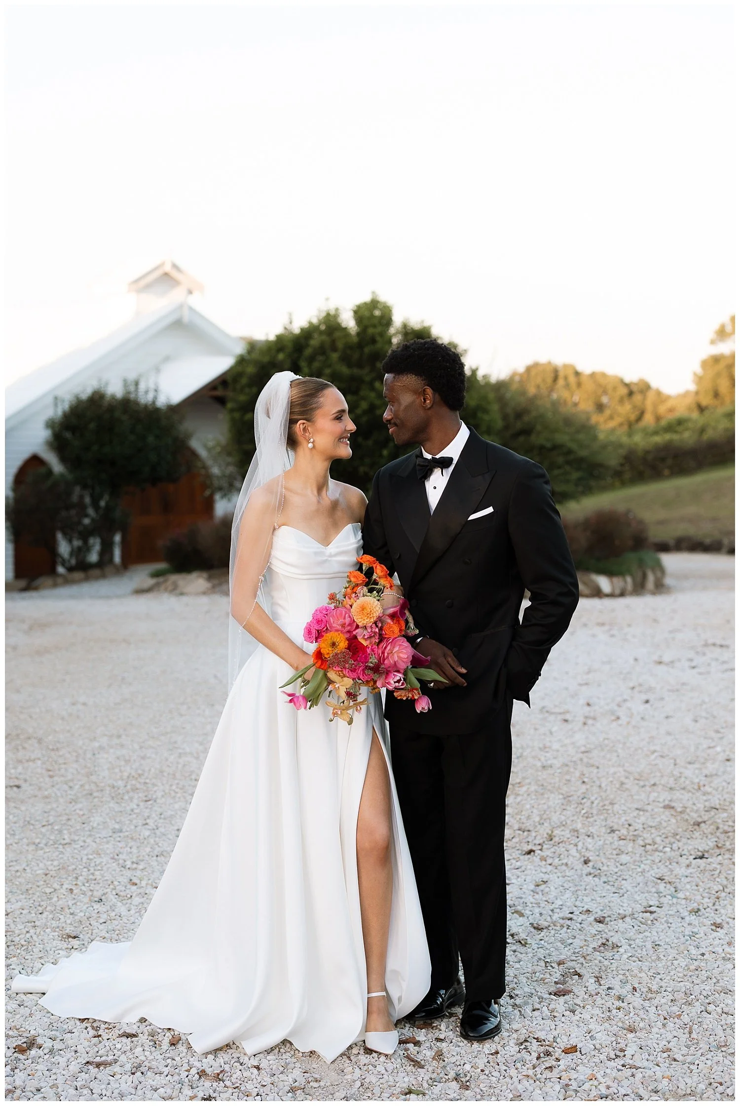 Gold-Coast-wedding-photographer-captures-Summergrove-Estate-wedding-in Northern-Rivers-NSW (34).jpg