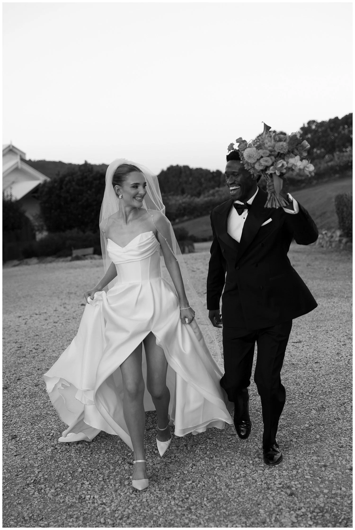 Gold-Coast-wedding-photographer-captures-Summergrove-Estate-wedding-in Northern-Rivers-NSW (42).jpg