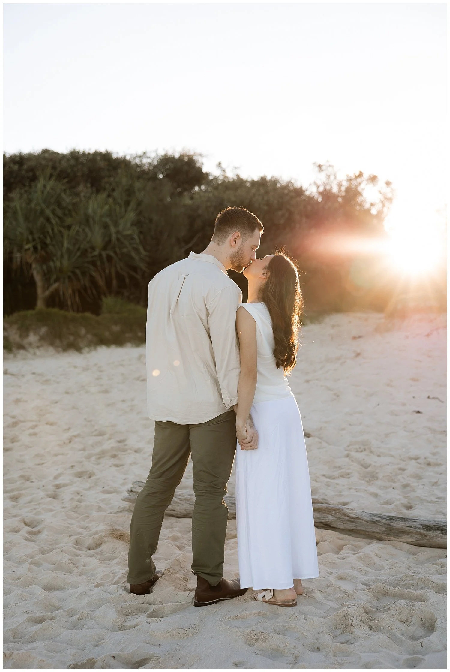 Gold-Coast-wedding-photographer-captures-engagement-session-at-Cabarita-Headland (10).jpg
