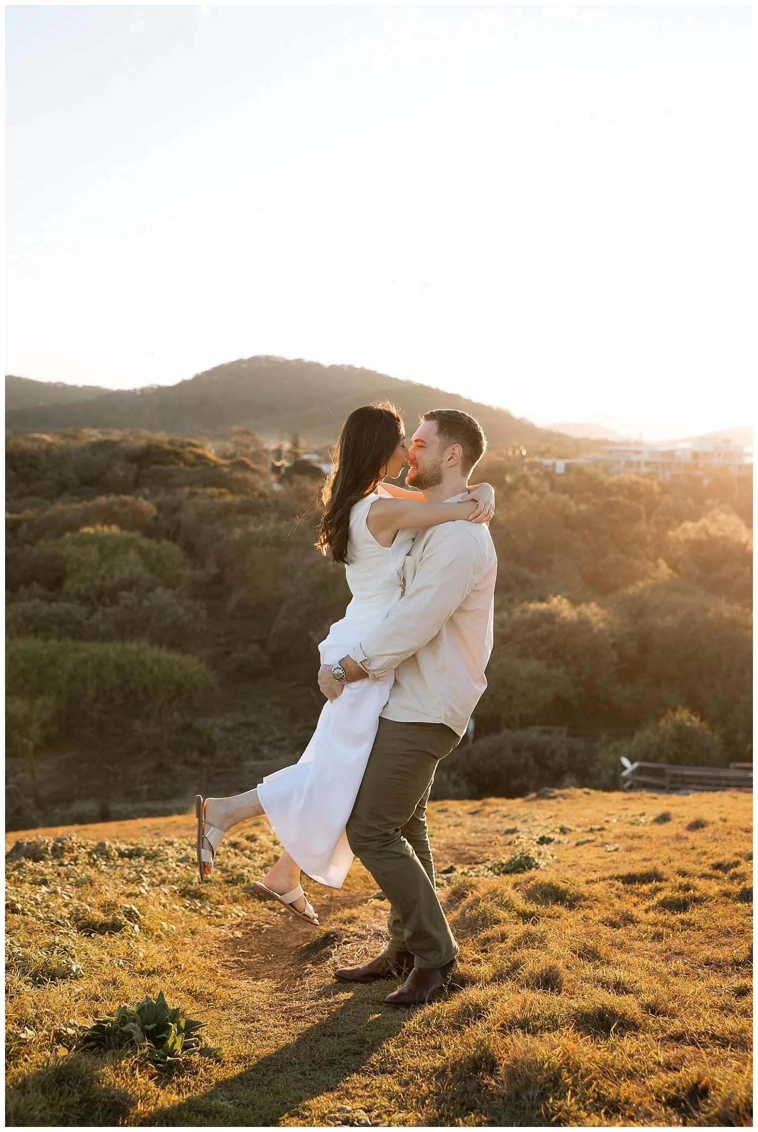 Gold-Coast-wedding-photographer-captures-engagement-session-at-Cabarita-Headland (14).jpg