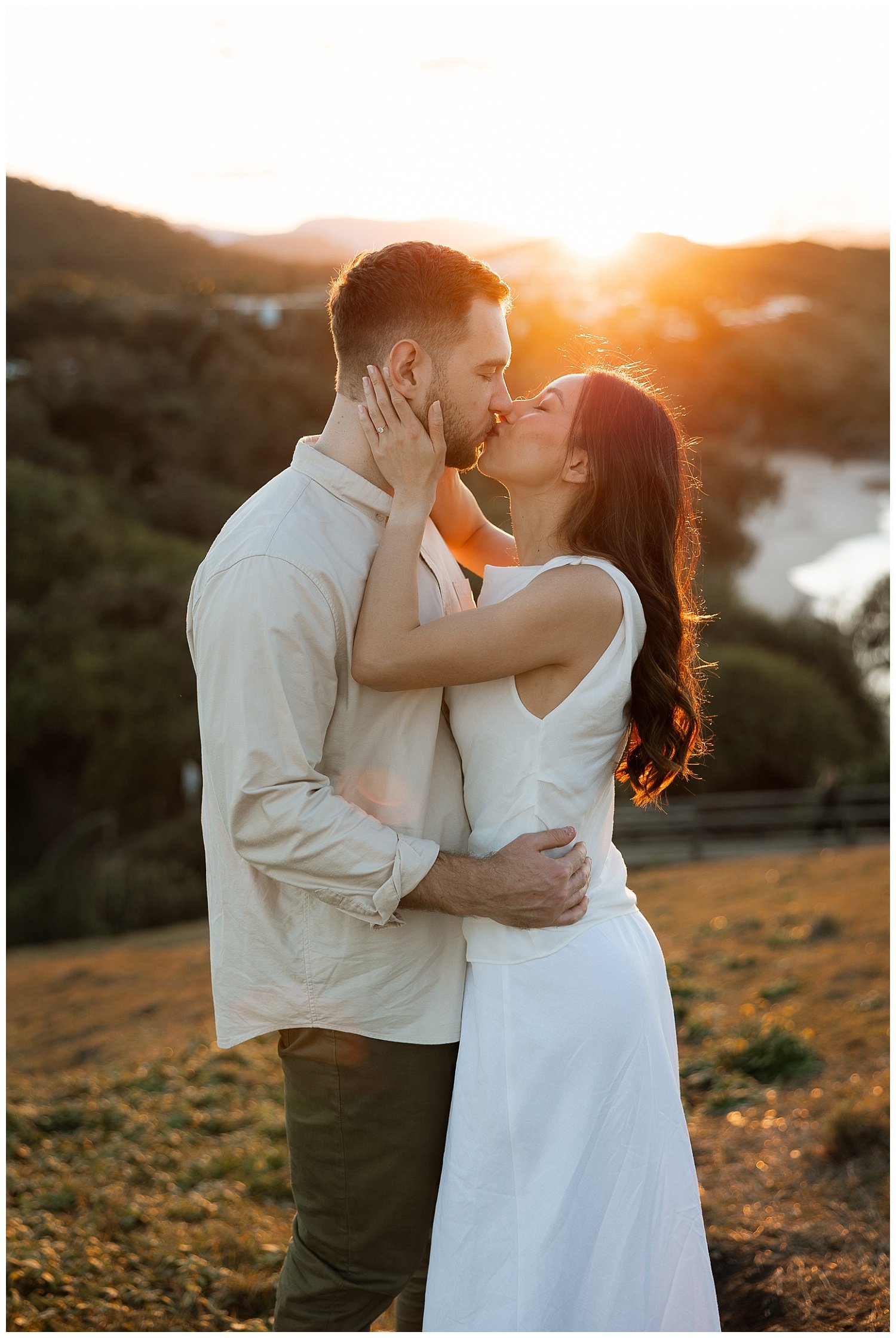 Gold-Coast-wedding-photographer-captures-engagement-session-at-Cabarita-Headland (27).jpg