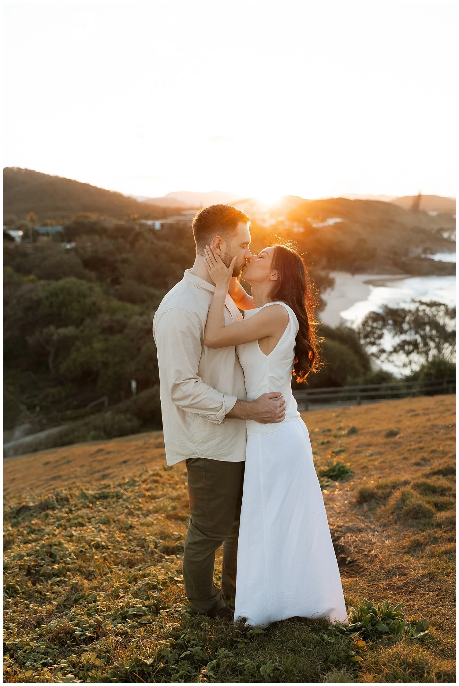 Gold-Coast-wedding-photographer-captures-engagement-session-at-Cabarita-Headland (28).jpg