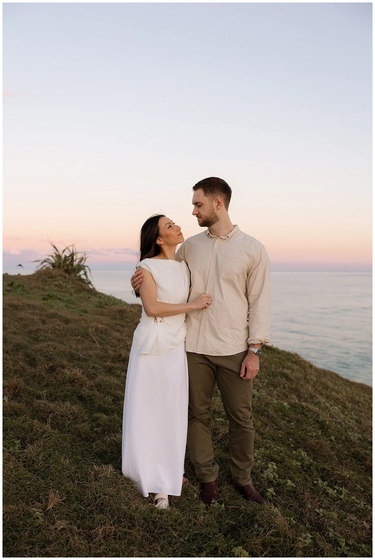 Gold-Coast-wedding-photographer-captures-engagement-session-at-Cabarita-Headland (32).jpg