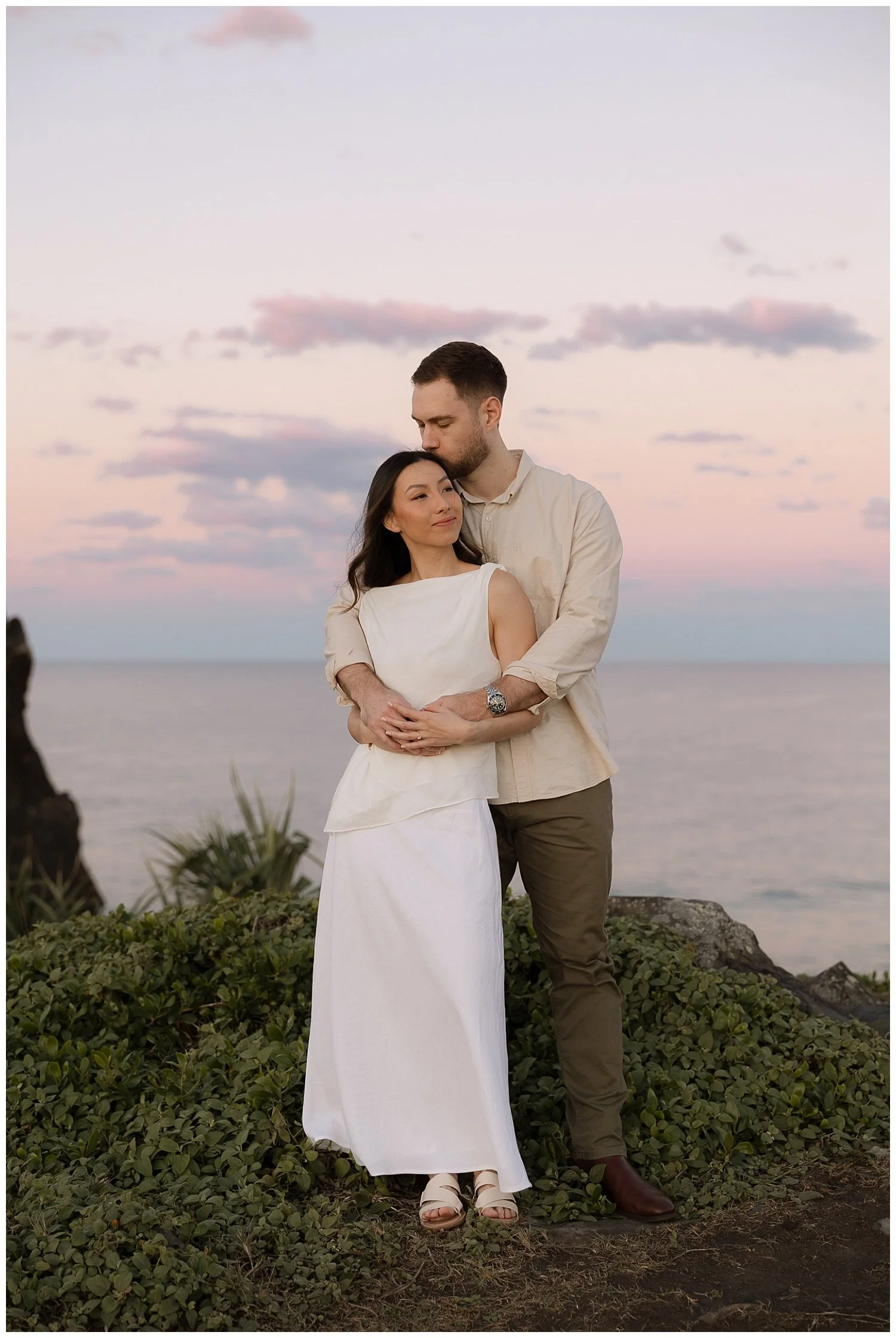 Gold-Coast-wedding-photographer-captures-engagement-session-at-Cabarita-Headland (34).jpg