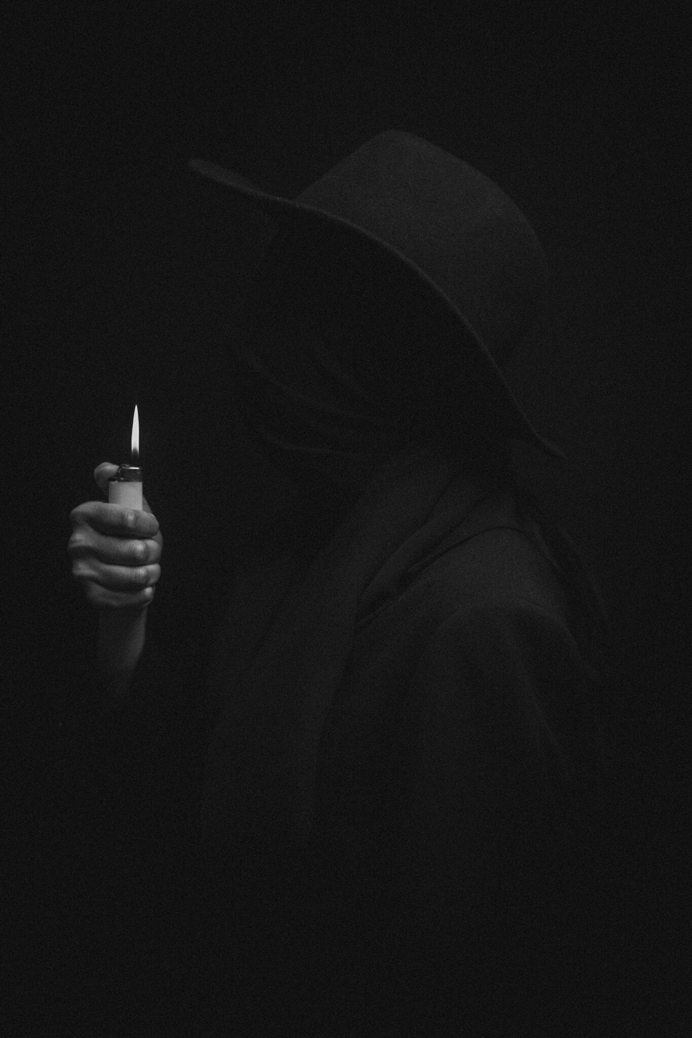 Olga-Tenyanin-Portrait-Photographer-Portland-Oregon-Vancouver-Washington-Spooky-shroud-hat-fire-reaper-death-eerie-10.jpg