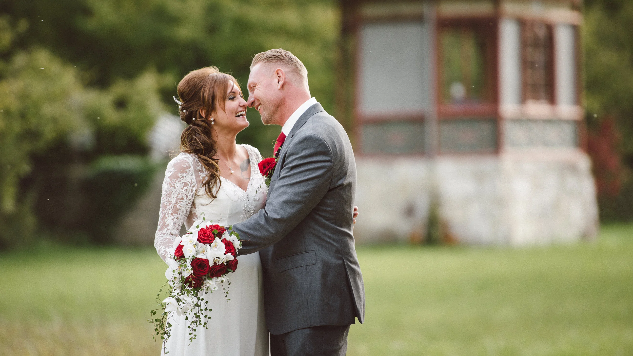 Zweisam-Hochzeitsfotografie-Hochzeitsfotograf-Fotograf-Reportage-Bern-Thun-Oberland-Emmental-Zürich-Basel-Luzern-Schweiz-International-048.jpg
