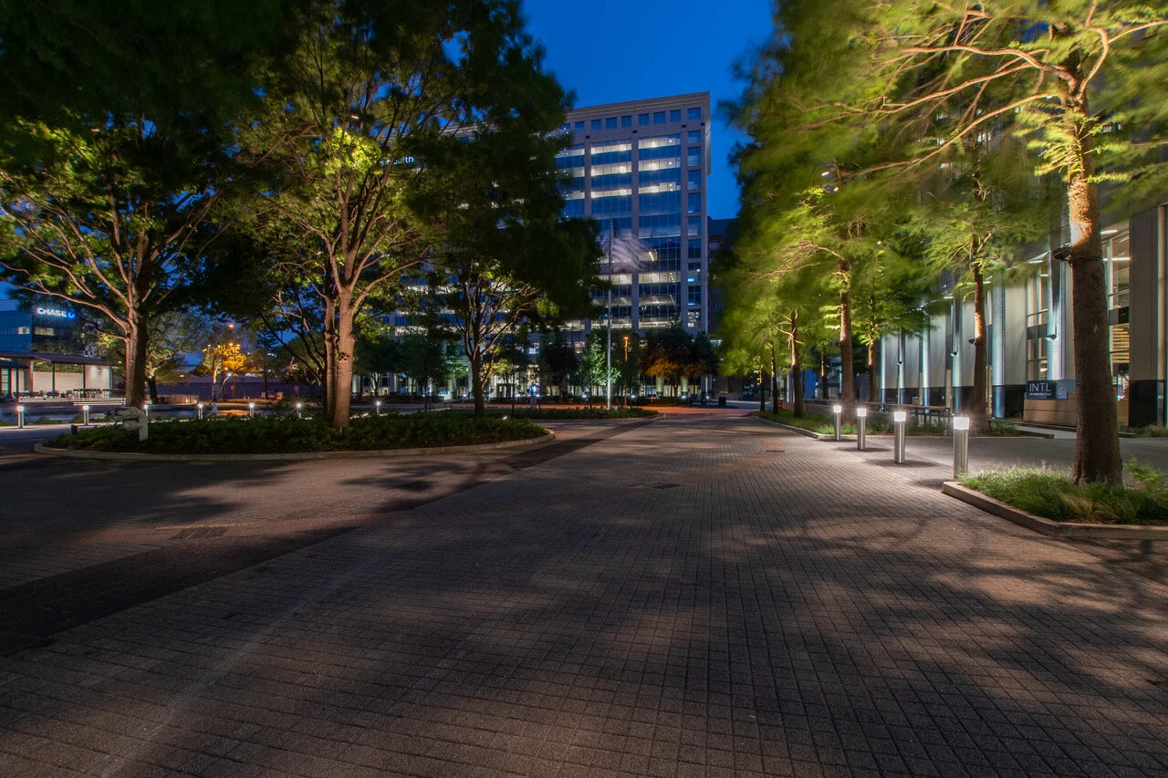 Illuminating the Amenities of the International Plaza 
