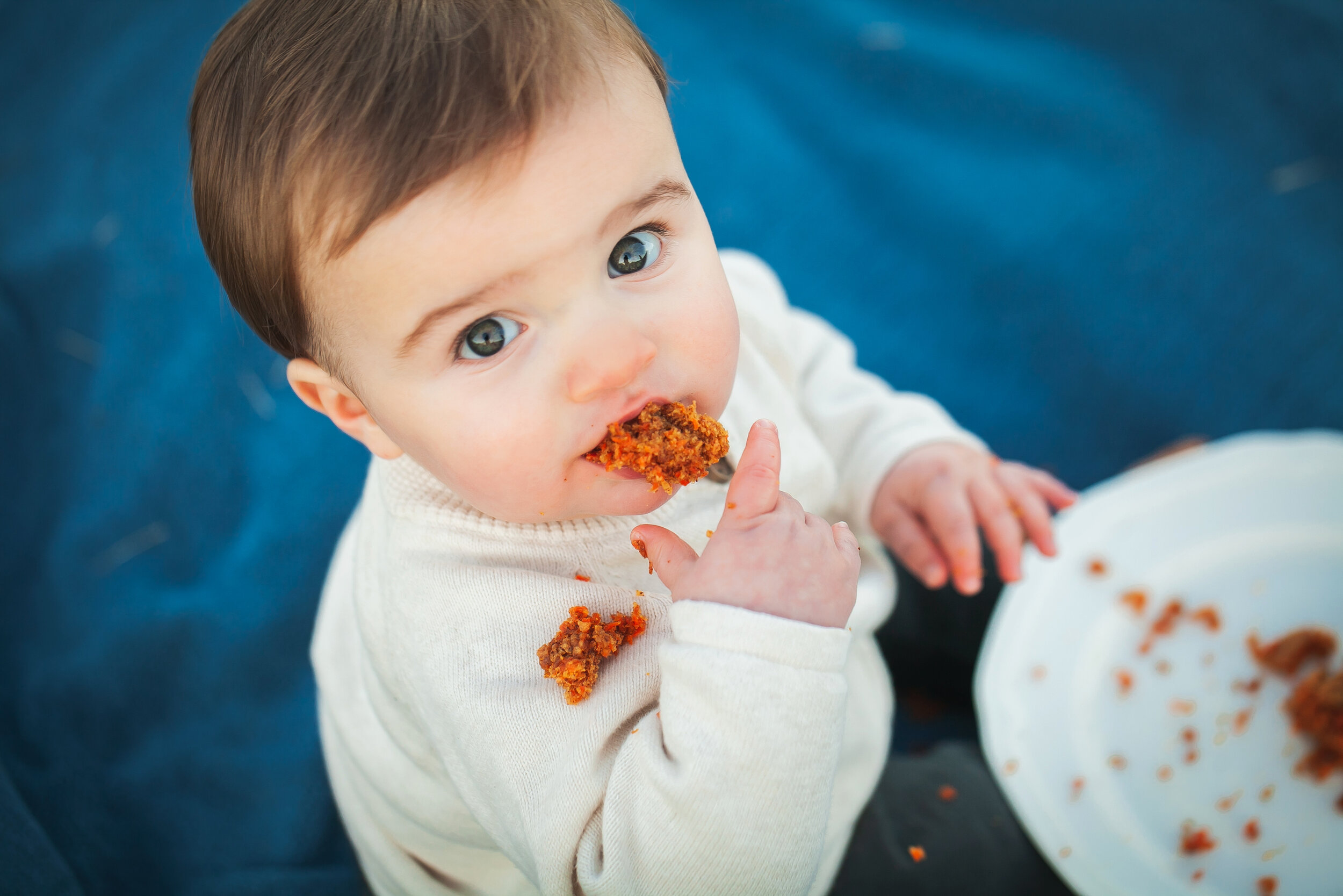 cute-baby-boy-turning-one-year-old-first-birthday-cake-smash-photo-session-fort-worth