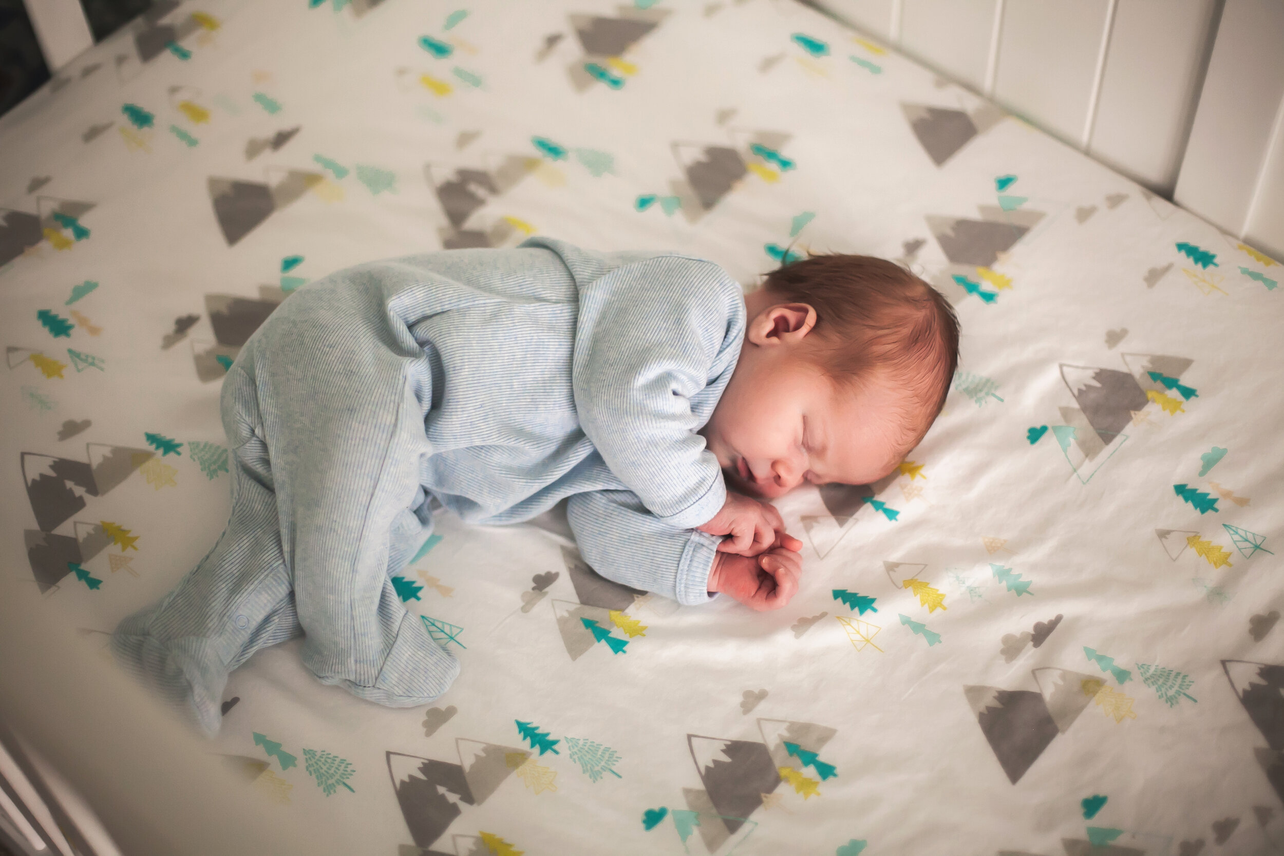 new-baby-boy-newborn-crib-nursery-in-home-lifestyle-newborn-session-photographer-fort-worth