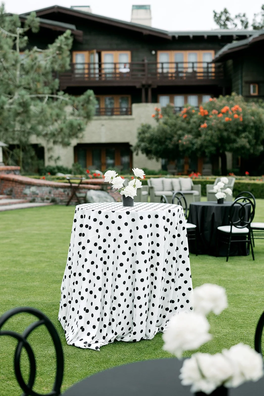 the-lodge-torrey-pines-wedding-sneak-peeks-19_websize.jpg