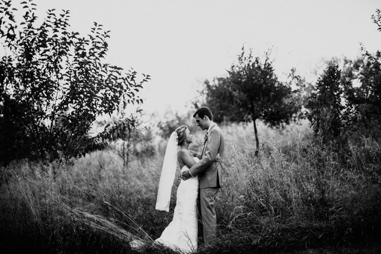 omaha-wedding-photographer-85.jpg