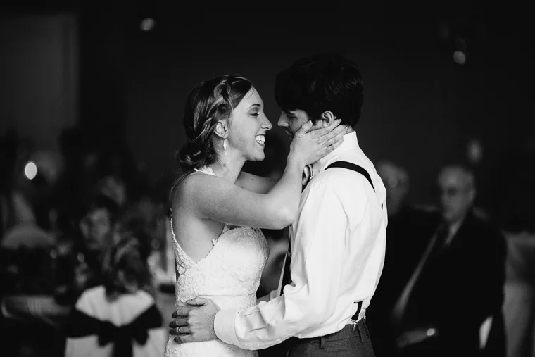 omaha-wedding-photographer-811.jpg