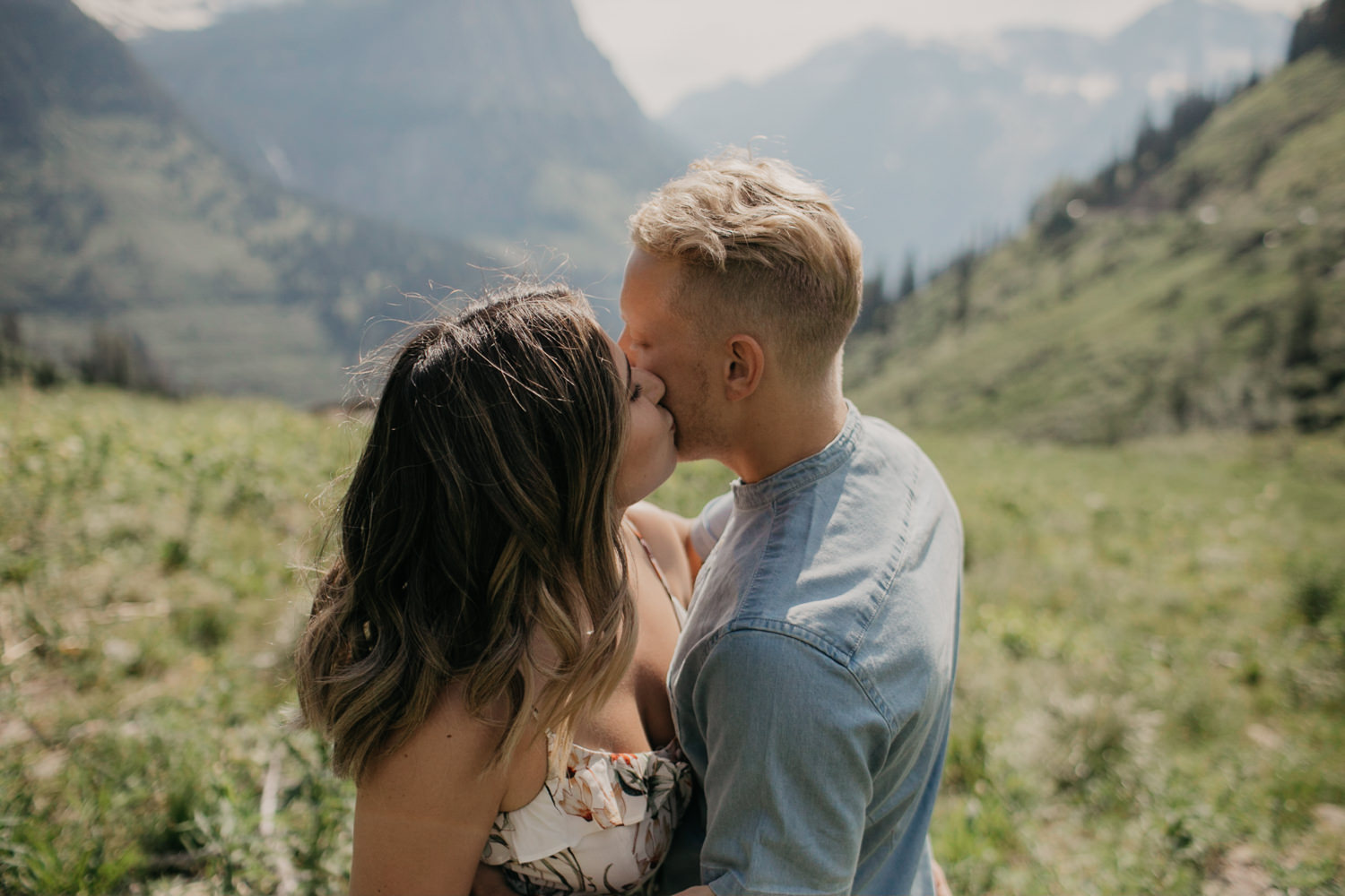 glacier-national-park-engagement-photographer-11.jpg