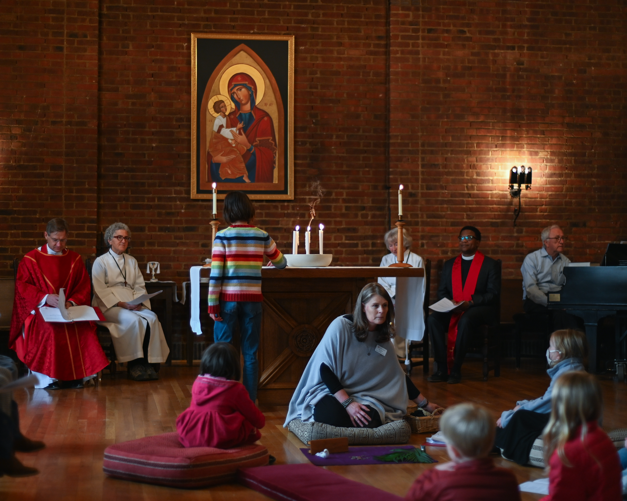 20220413_HolyWeekFamilyService4.png