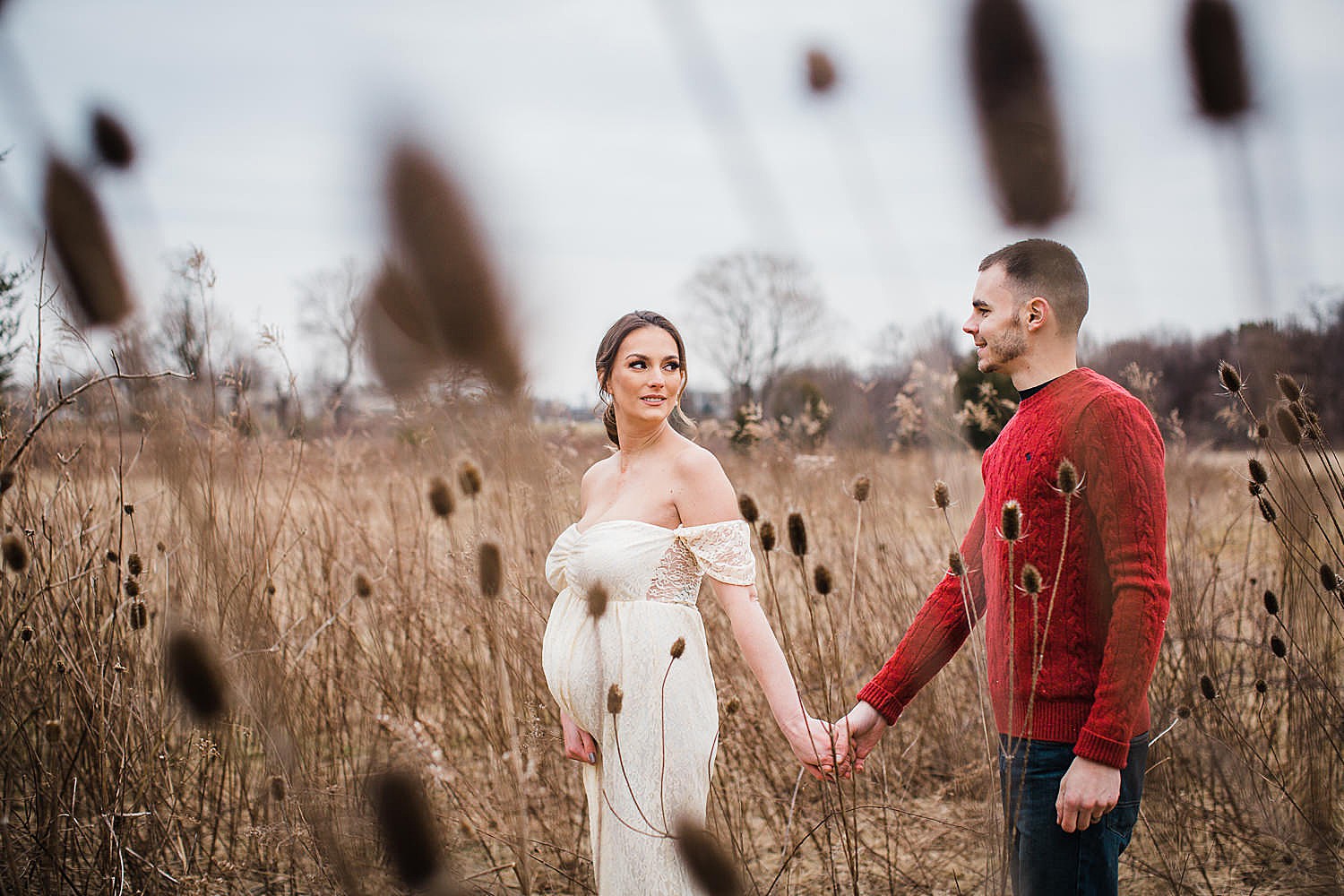 winter maternity session in Lancaster, pa at Overlook Park