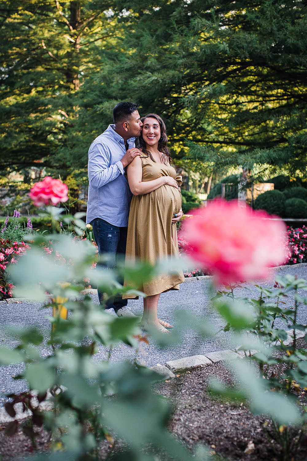 Conestoga House and Gardens Summer Maternity Session in Lancaster PA