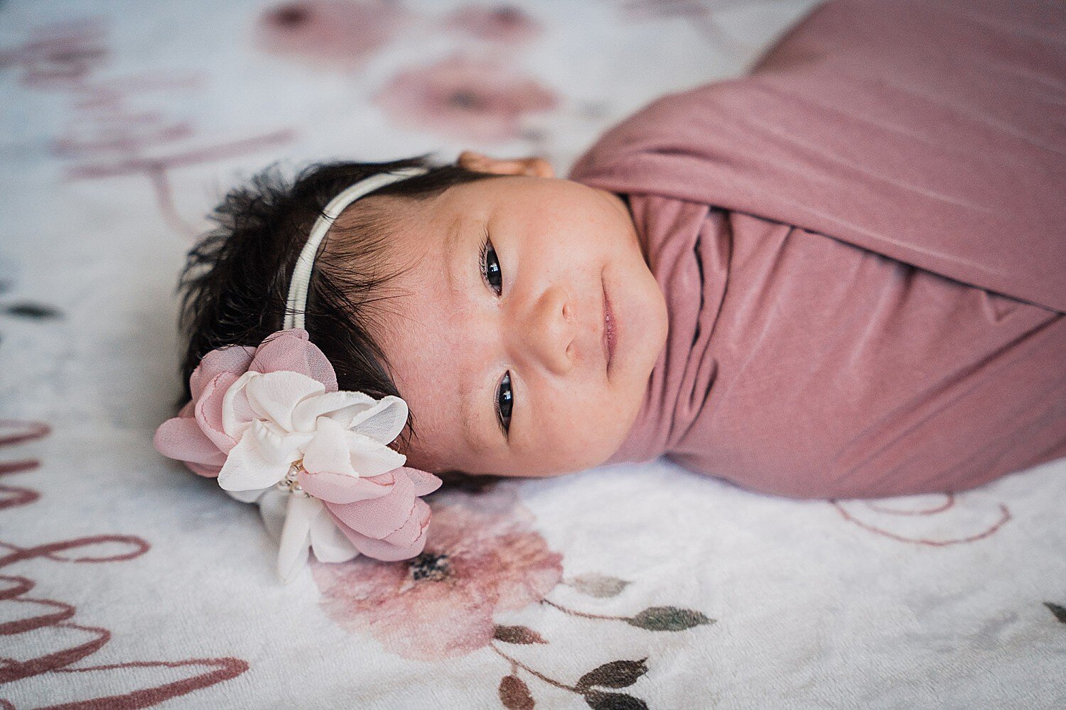 Lancaster_newborn_lifestyle_photographer1.jpg