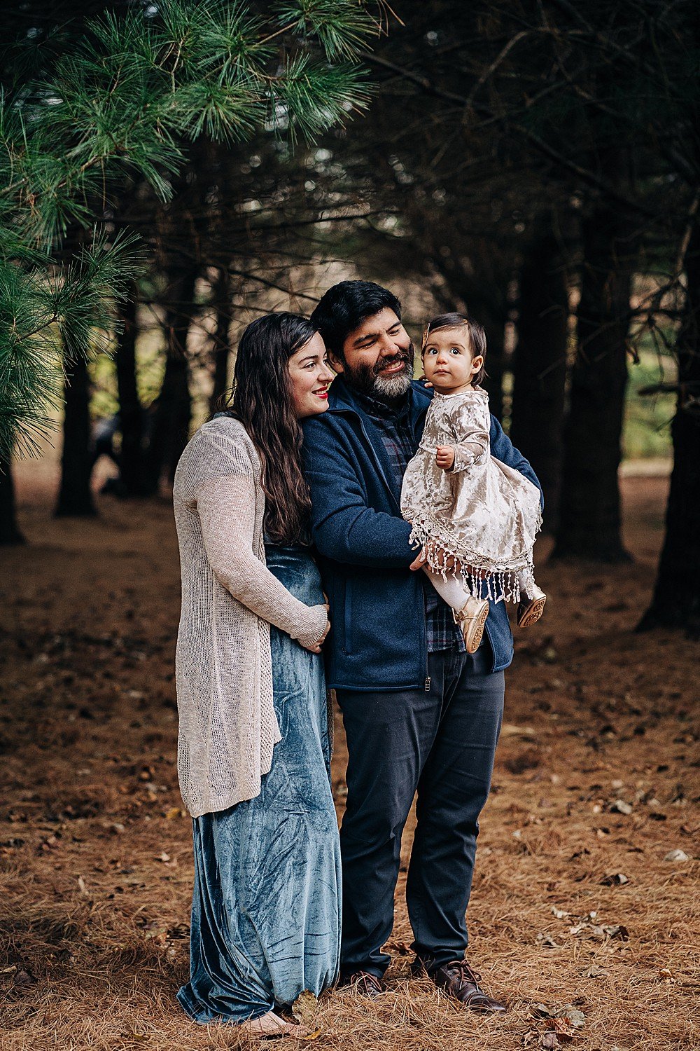 winter family photo session in Lancaster