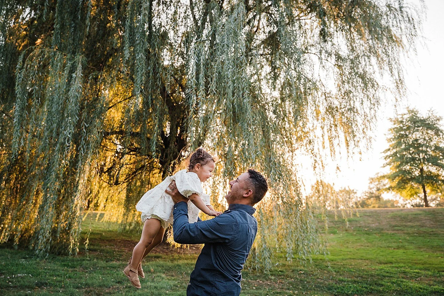 Lancaster_family_photographer_summer_rose_garden18.jpg