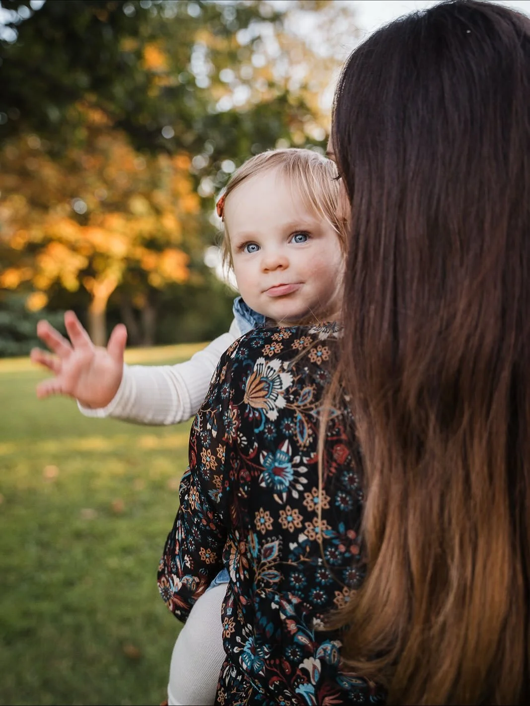 Hello fall! I absolutely love when I get to document families as they grow. I photographed this family&rsquo;s maternity session, newborn session, and now their daughter at one year. 

It is a joy to see how much their baby has changed in a year. Las