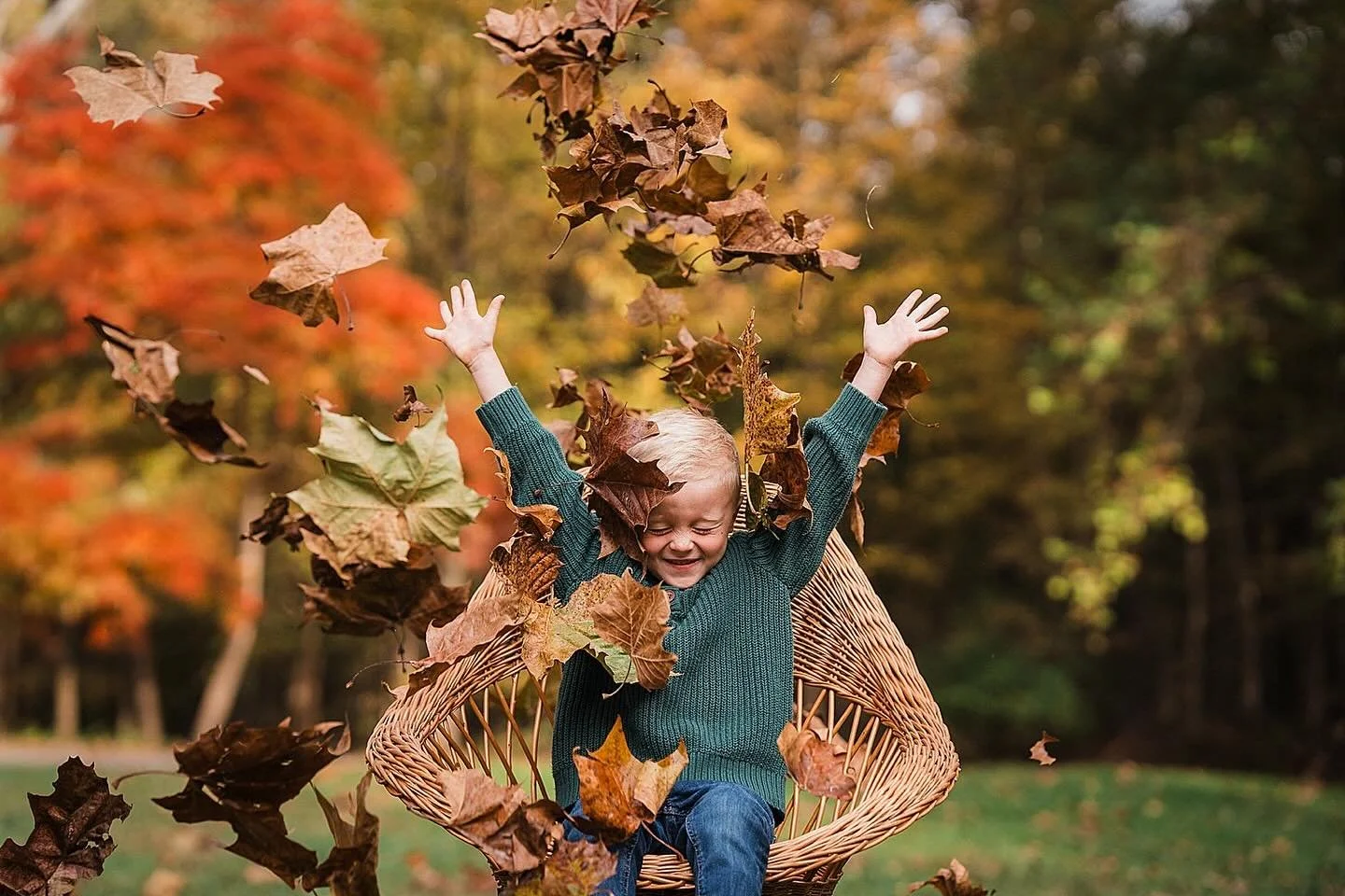 What a wonderful whirlwind today was; thank you beautiful autumn for showing up in time for a full day of fall mini sessions!
I appreciate all the families who came out for the fun (and maybe a touch of chaos at times). Thanks for sitting on soggy lo