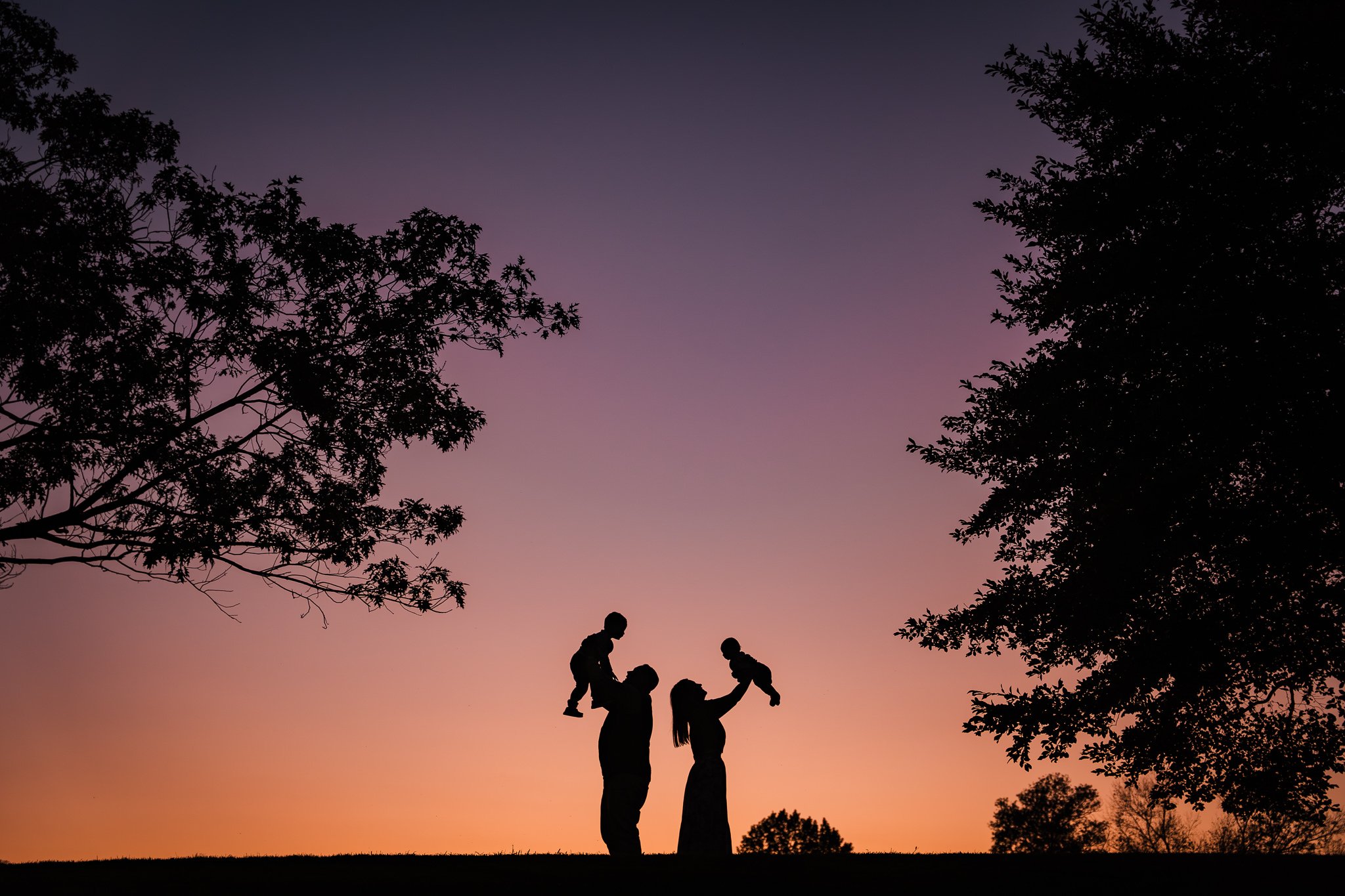 Lancaster family photography silhouette.jpg