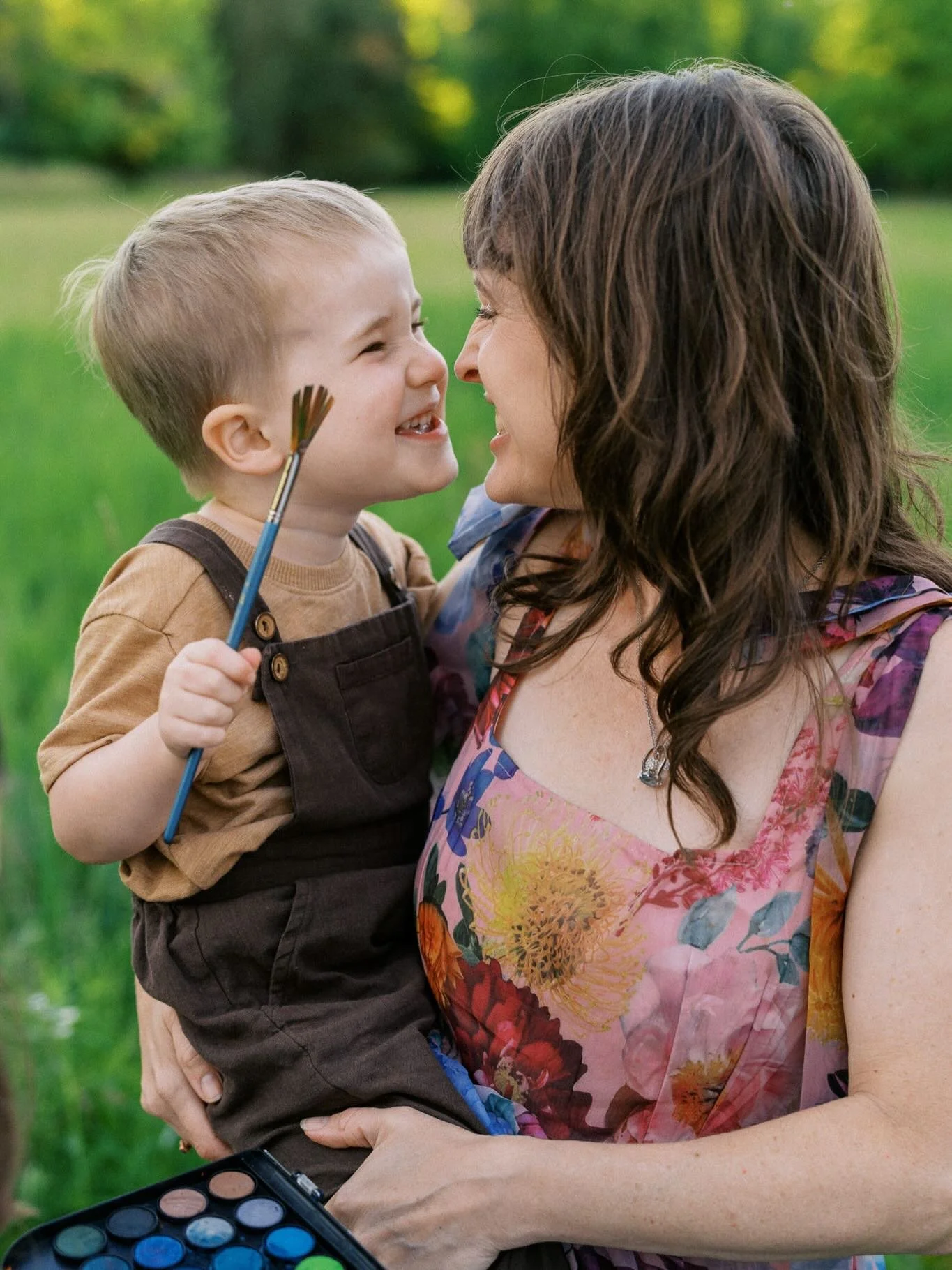 So many things to be grateful for&hellip;and these are a few of those things ❤️ family, our home, happy children, my handyman husband, sunlight in the windows, our garden, opportunities to travel, create and explore&hellip;

Grateful for everyone who