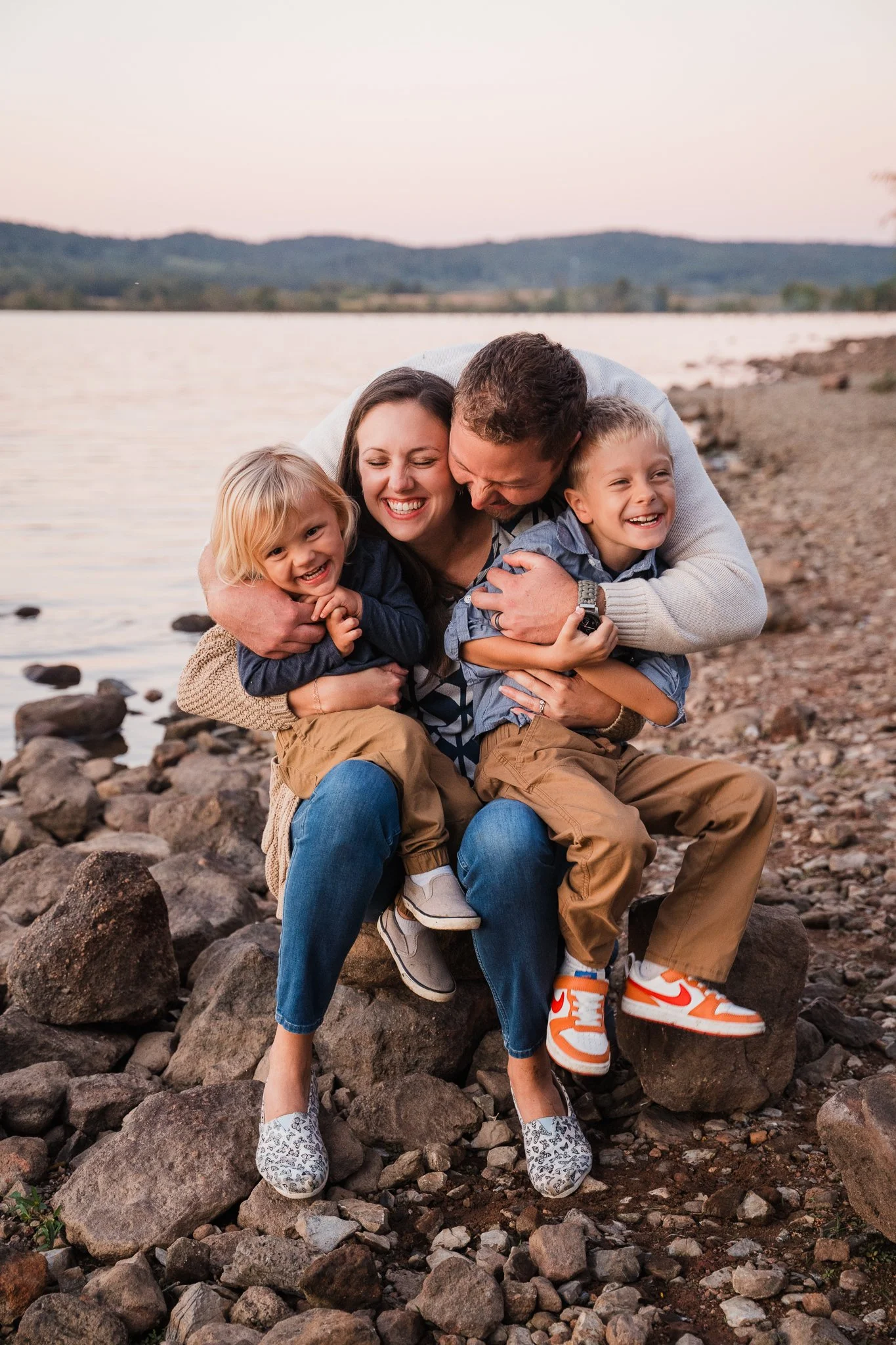 25-10-02 Troy Tierney family-98.jpg