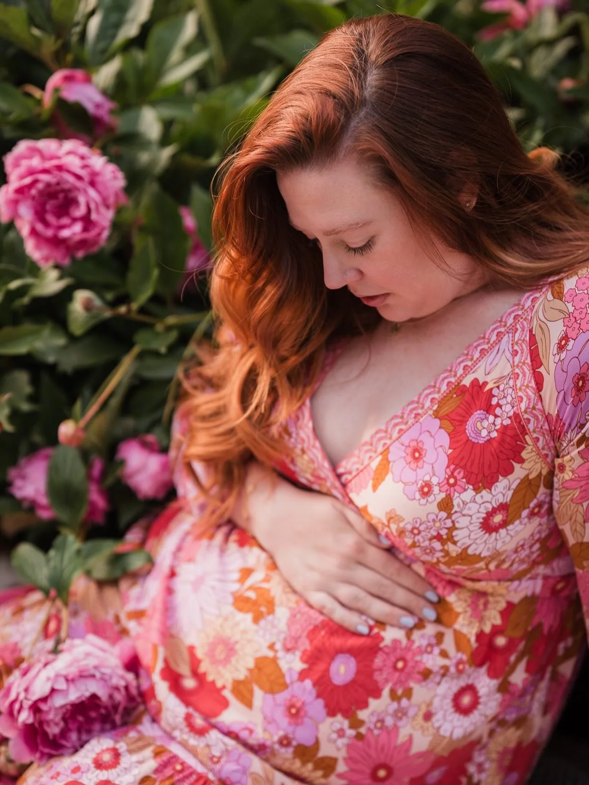 Where are my peony lovers at? I&rsquo;m hoping to photograph at a new peony farm location this May/June and looking for a couple, mommy-and-me or family who would enjoy visiting a pick-your-own peony patch. If I have enough interest I may open one or