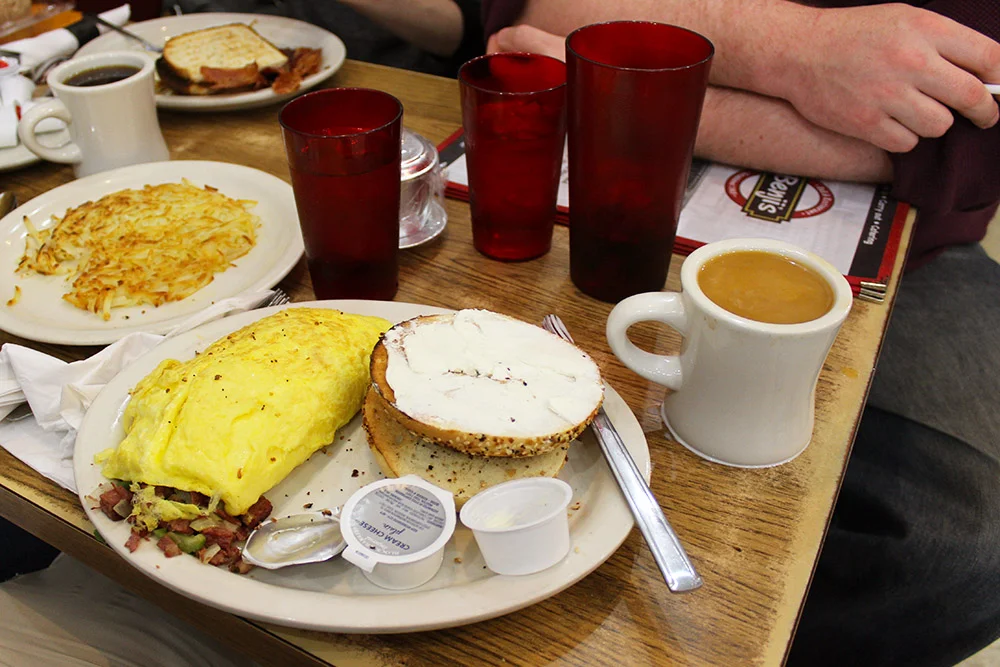 Benji's corned beef hash omelet