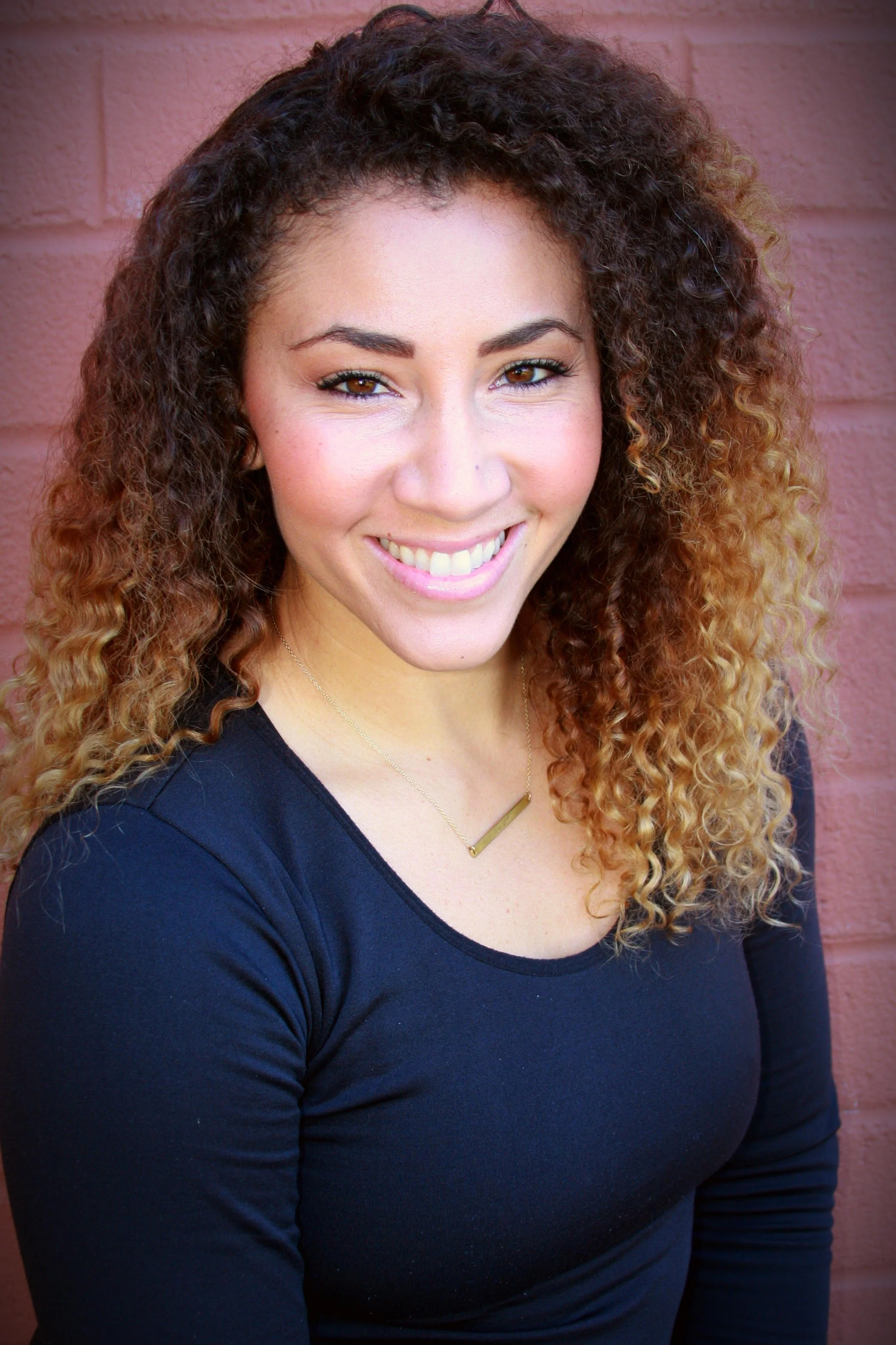 Jasmine Headshot.jpg
