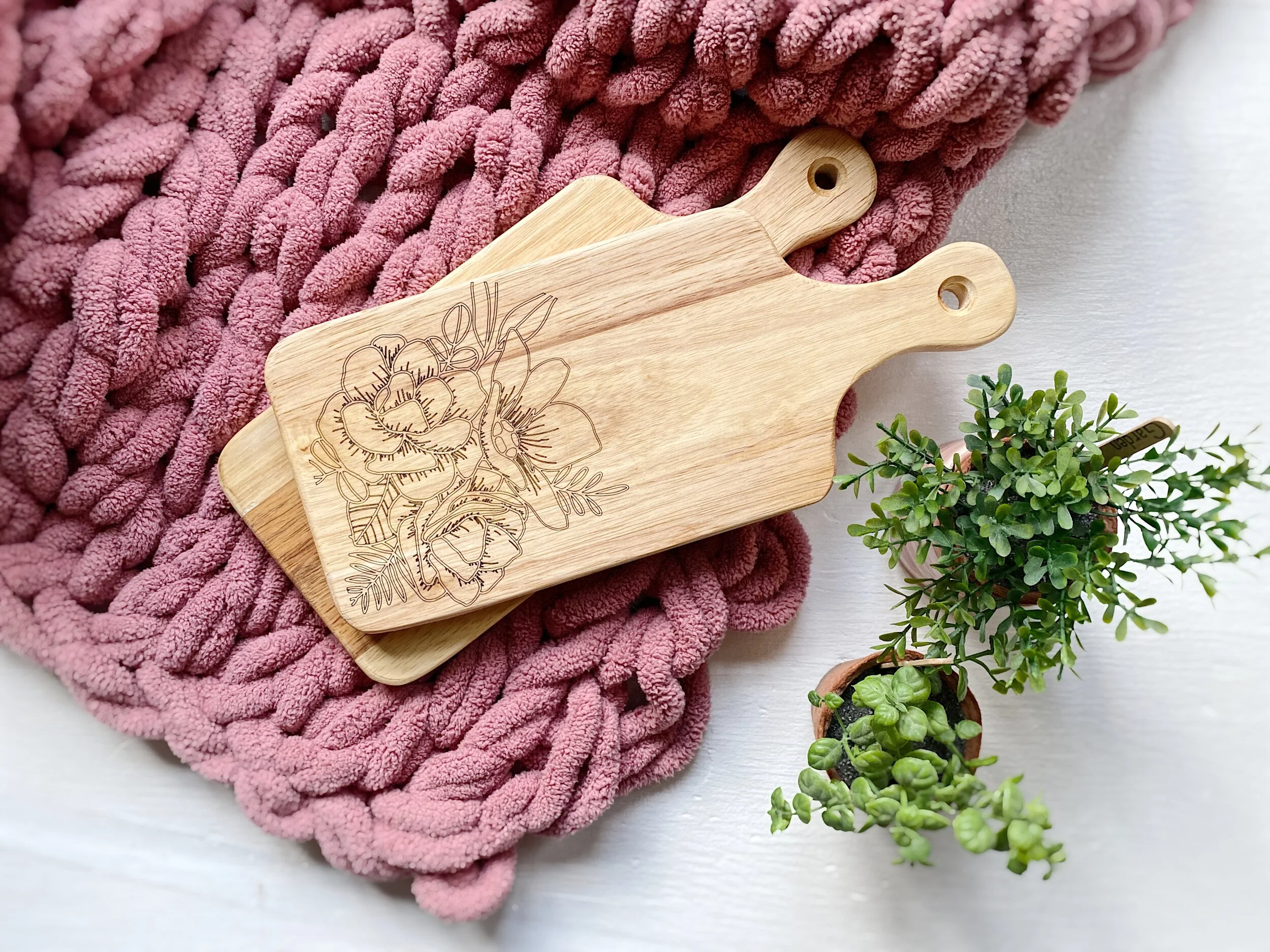 engraved charcuterie boards gifts