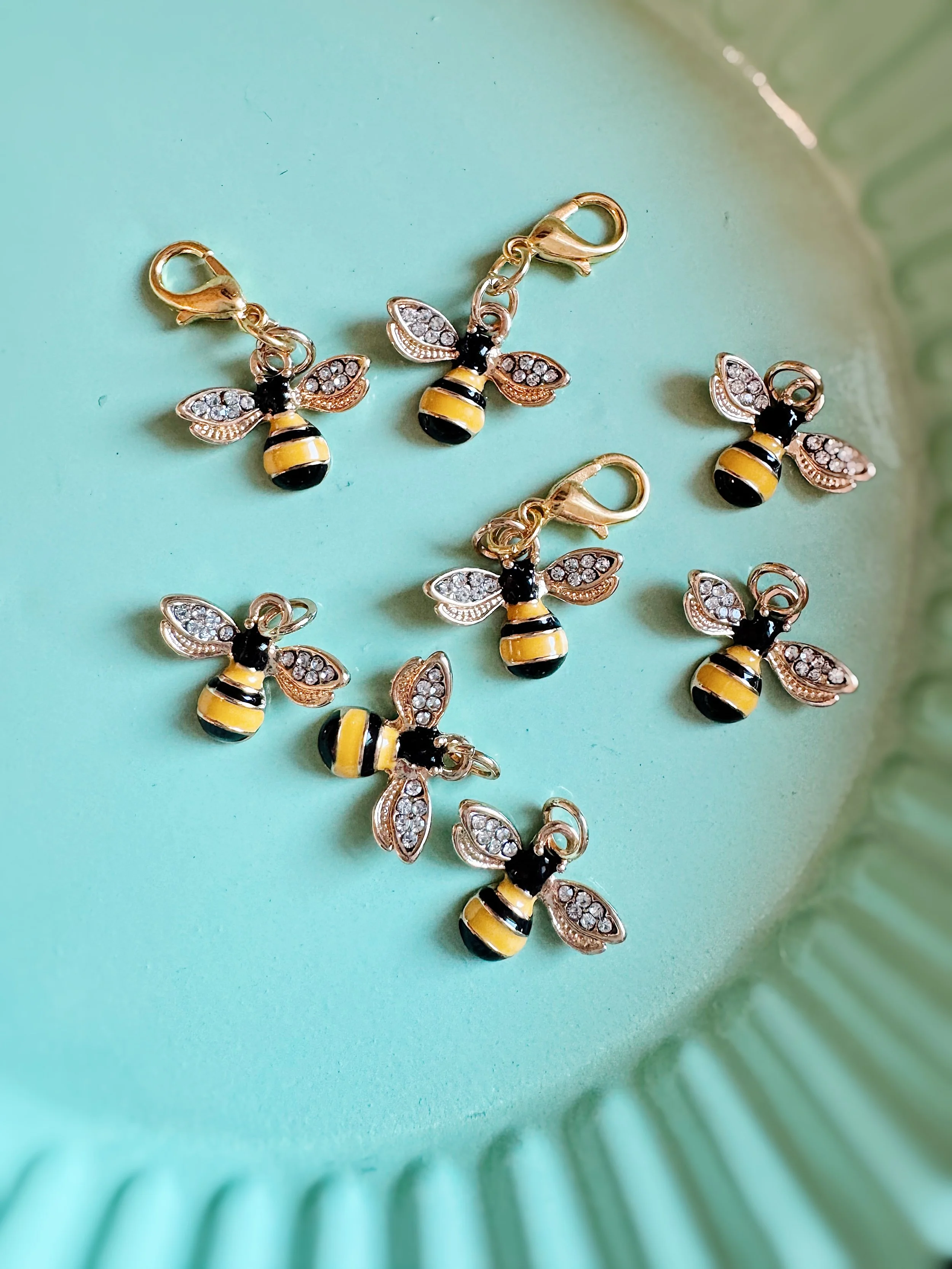 Bee2.jpg