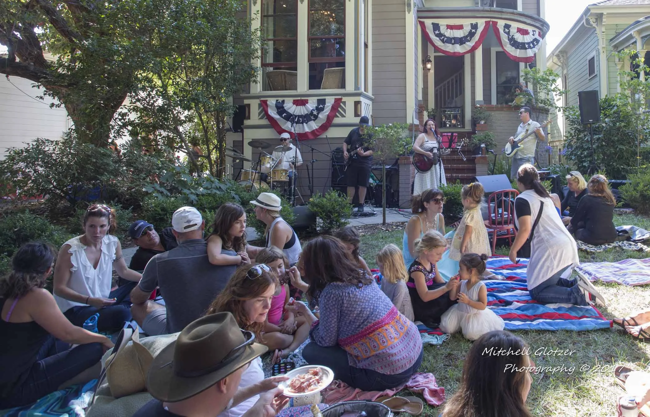 Porchfest_Glotzer018.jpg