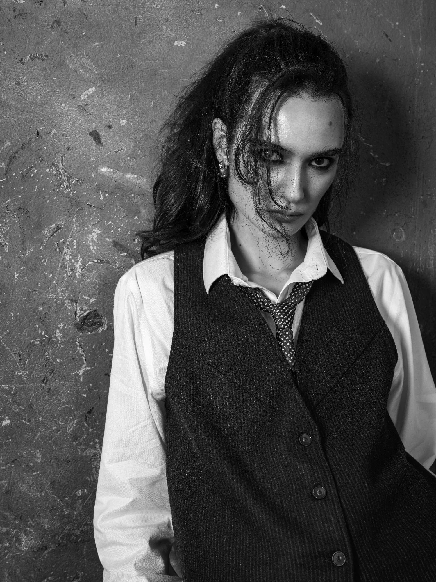 SHADOWS&PERSPECTIVE-PARIS-2025_DSF6559-Edit-2-evoto copy-LS.jpg