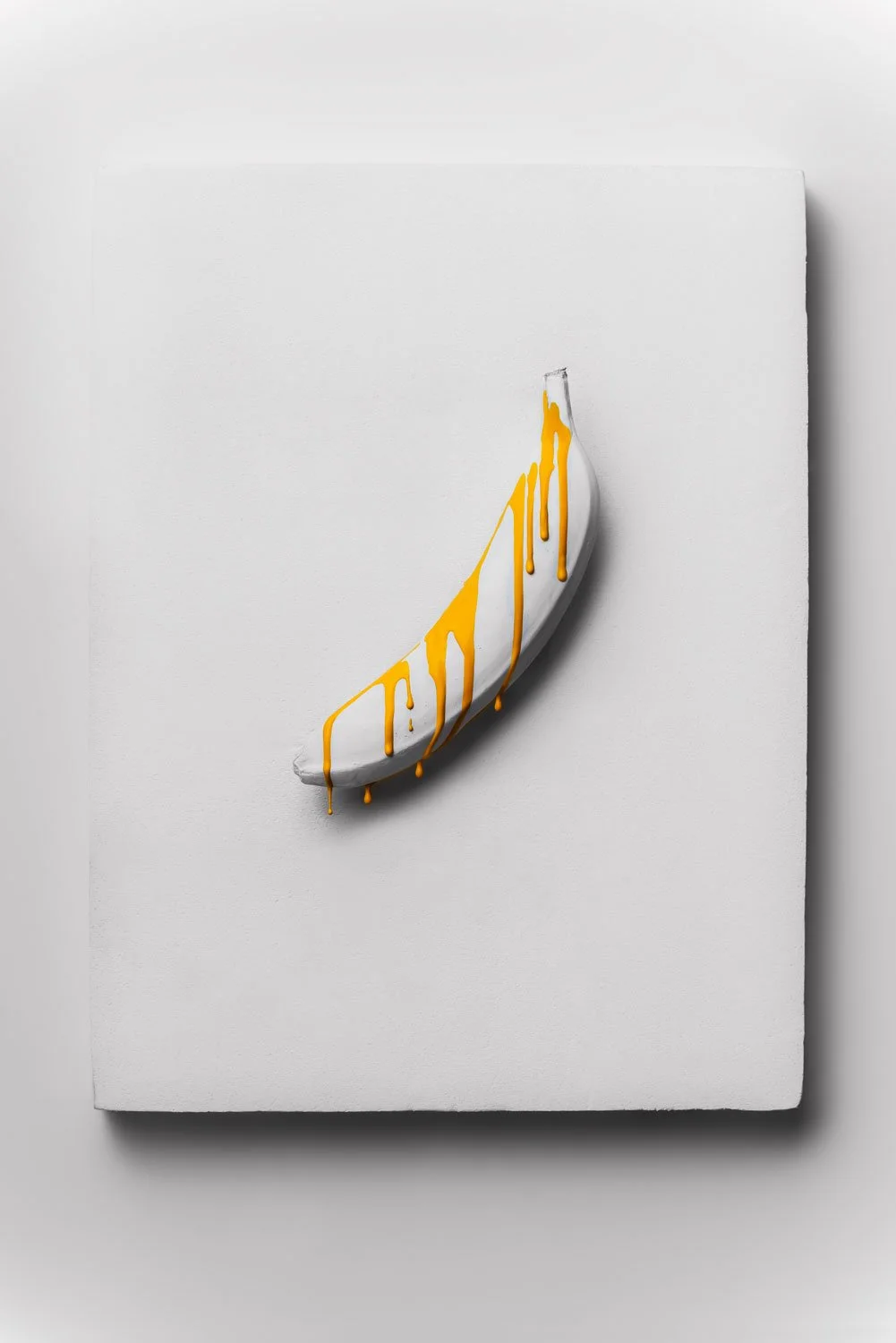 Amir-Azari-StillLife-April-2022AmirAzari-color-benana_final.jpg