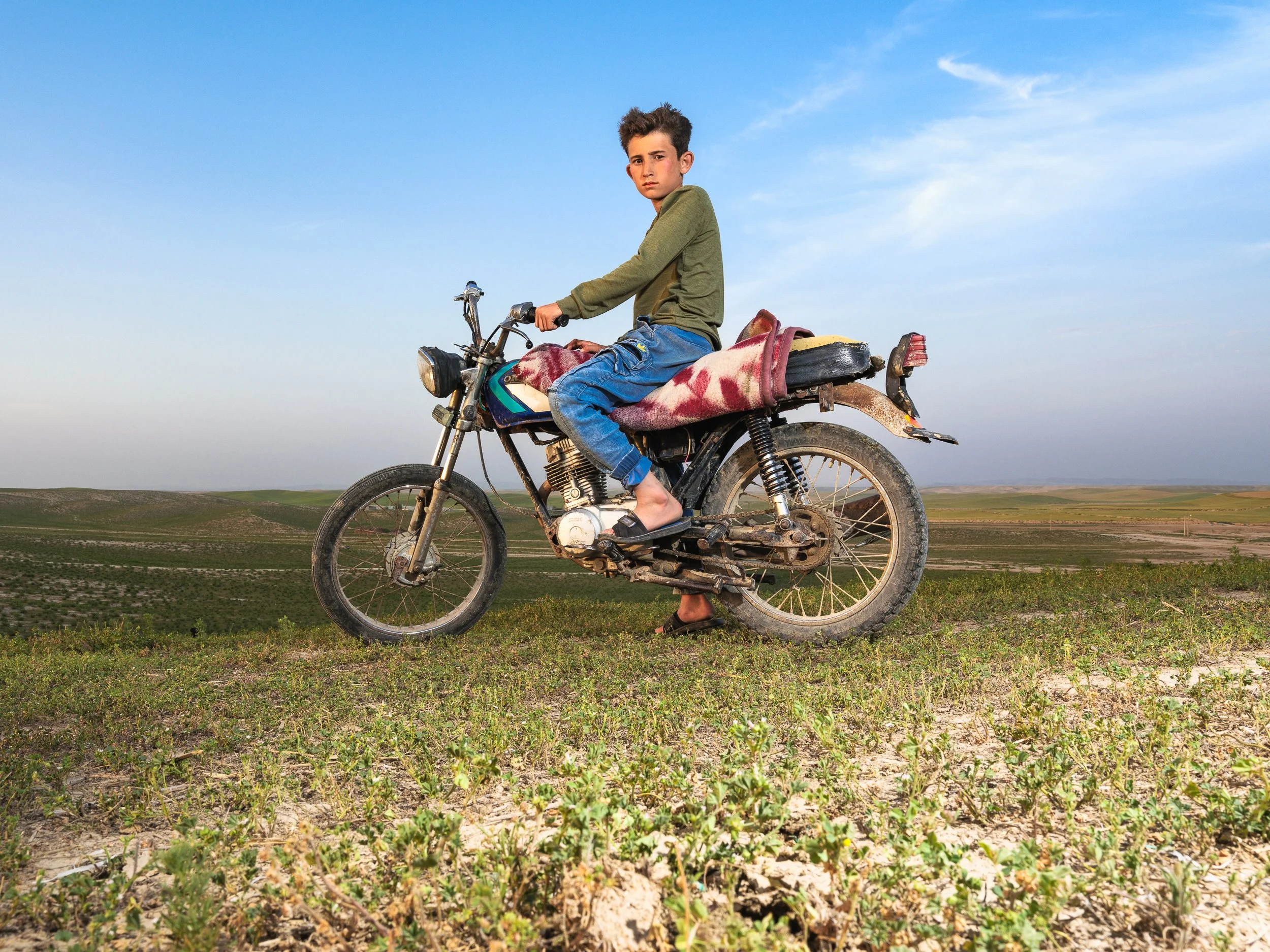 AmirAzari-ExternalIran-Golestan-IncheBoron-Portrait-16.jpg
