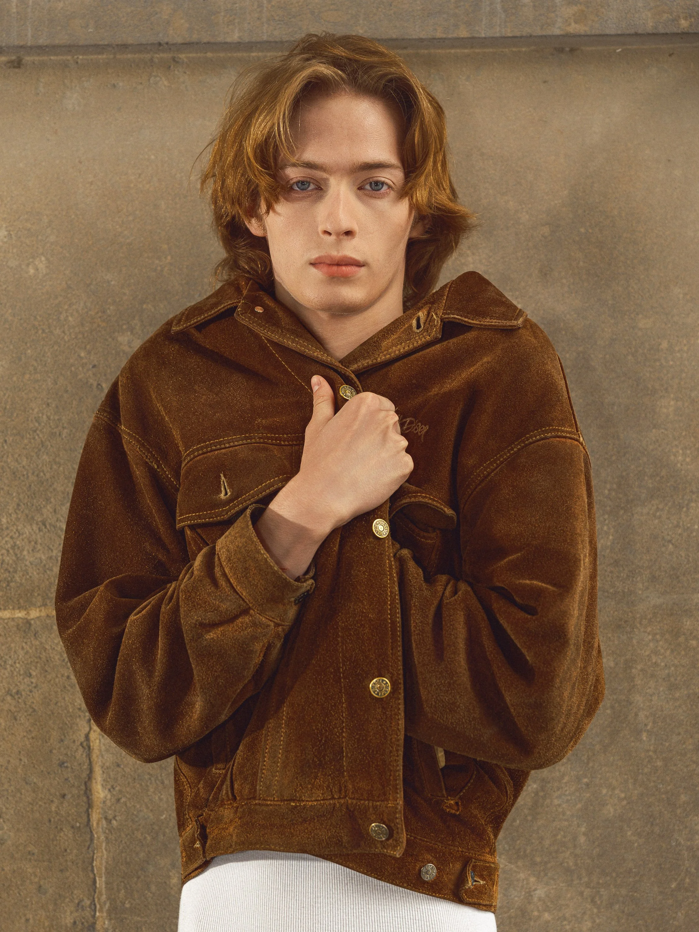 AmirAzari-Connor-LS--11.jpg