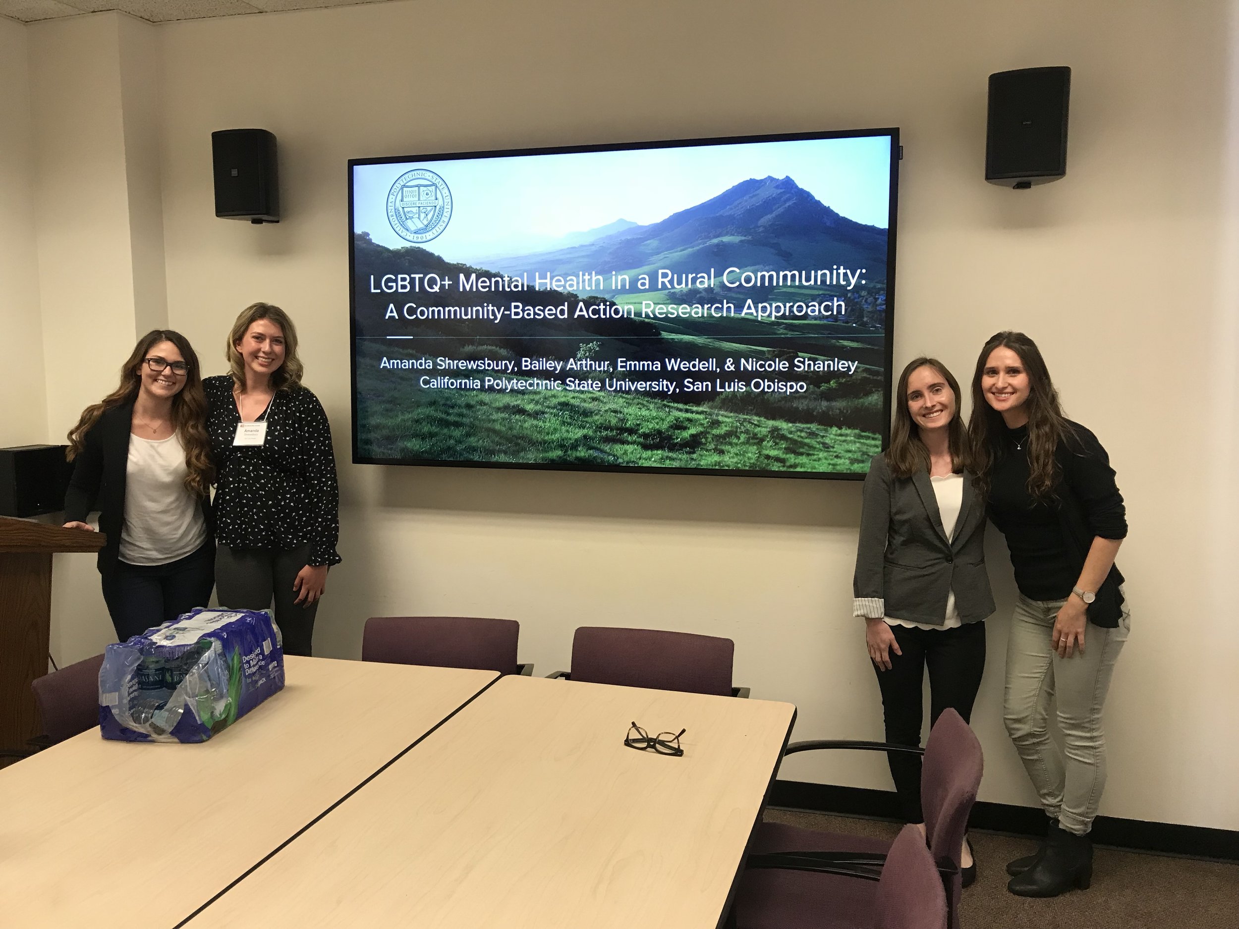 QCARES Senior Research Assistants Present Project at the 43rd Annual SSRIC Social Science Student Symposium at Cal State Long Beach on May 3rd 2018