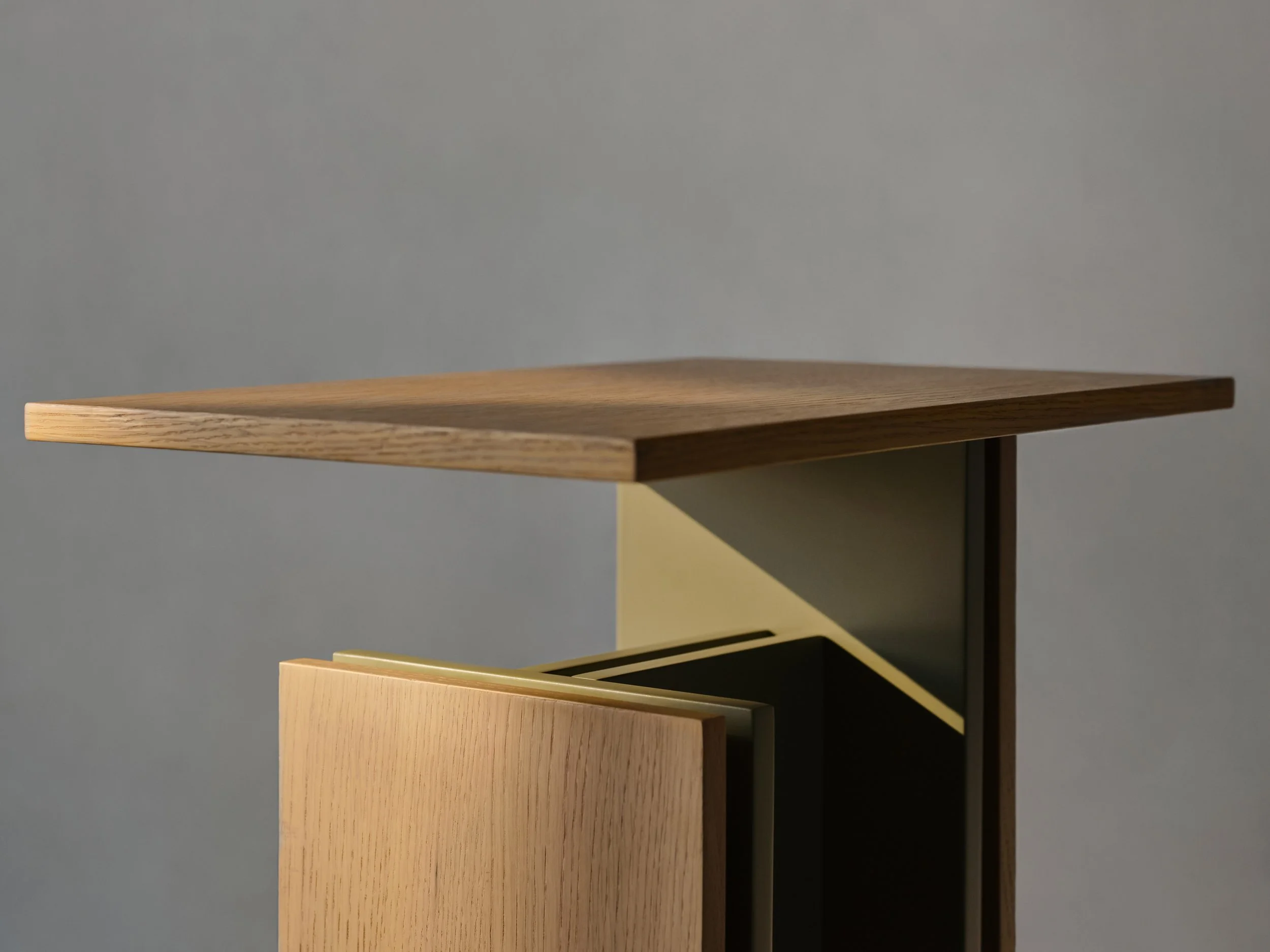 SLVR — Side Table (3)