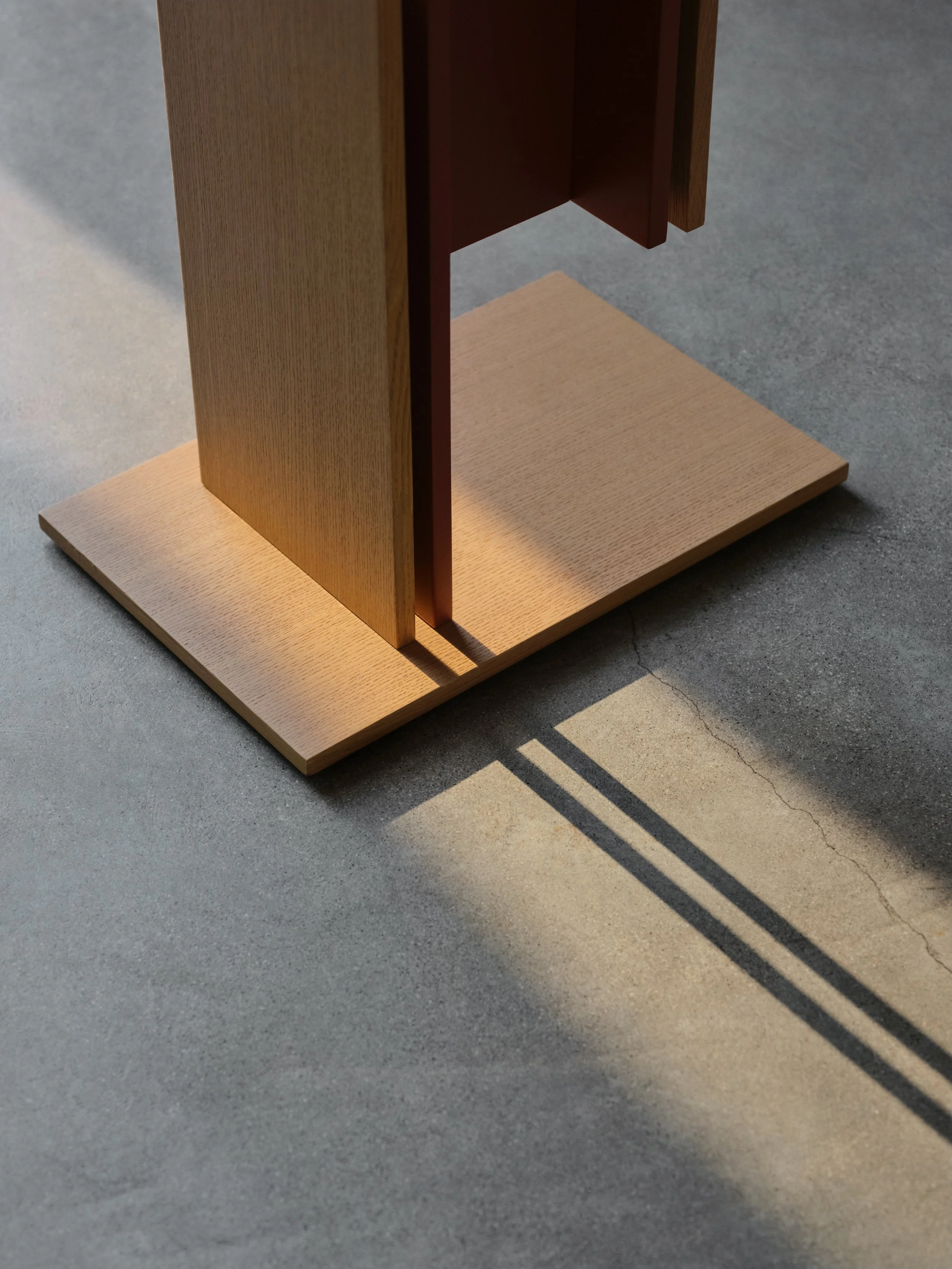 SLVR — Side Table (5)