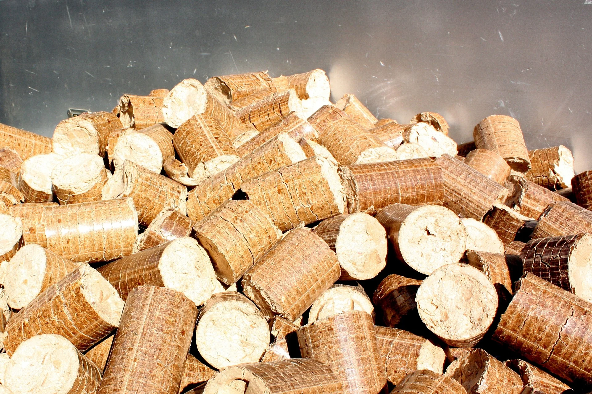 pellets-432097_1920.jpg