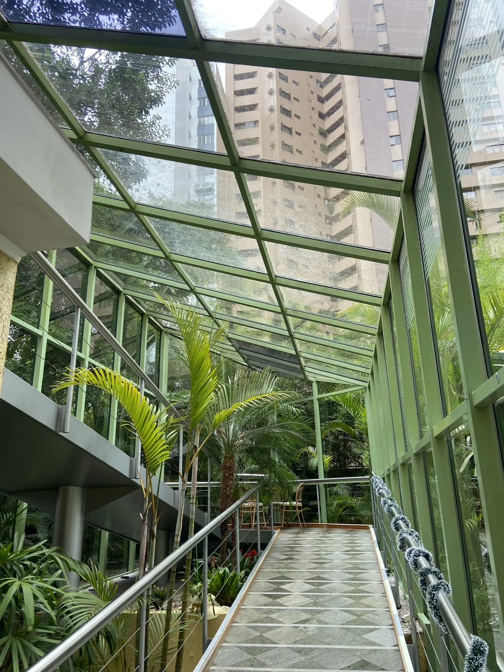 Muro Cortina, image size:1000x1333