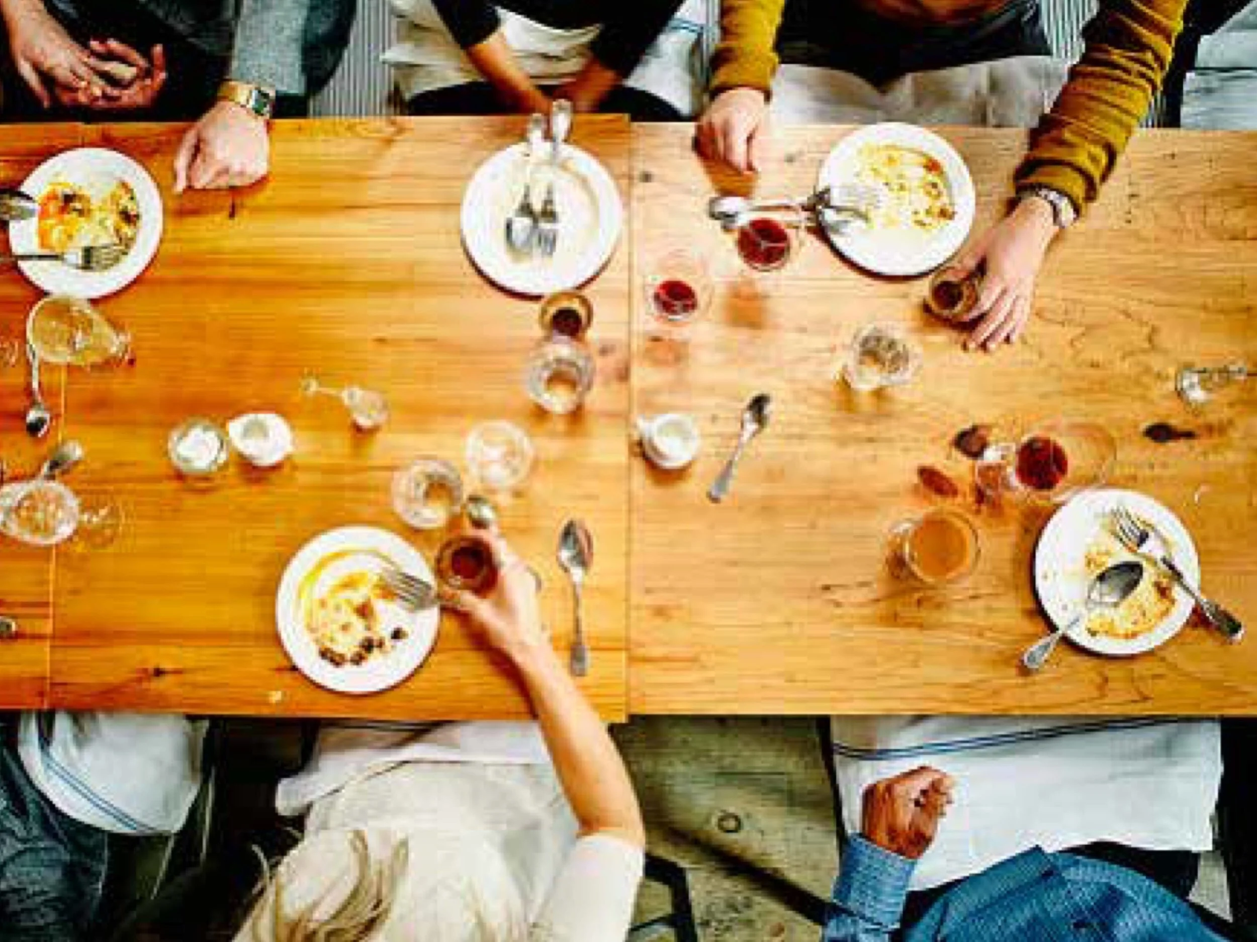 Sobremesa.22NOV 10.jpeg