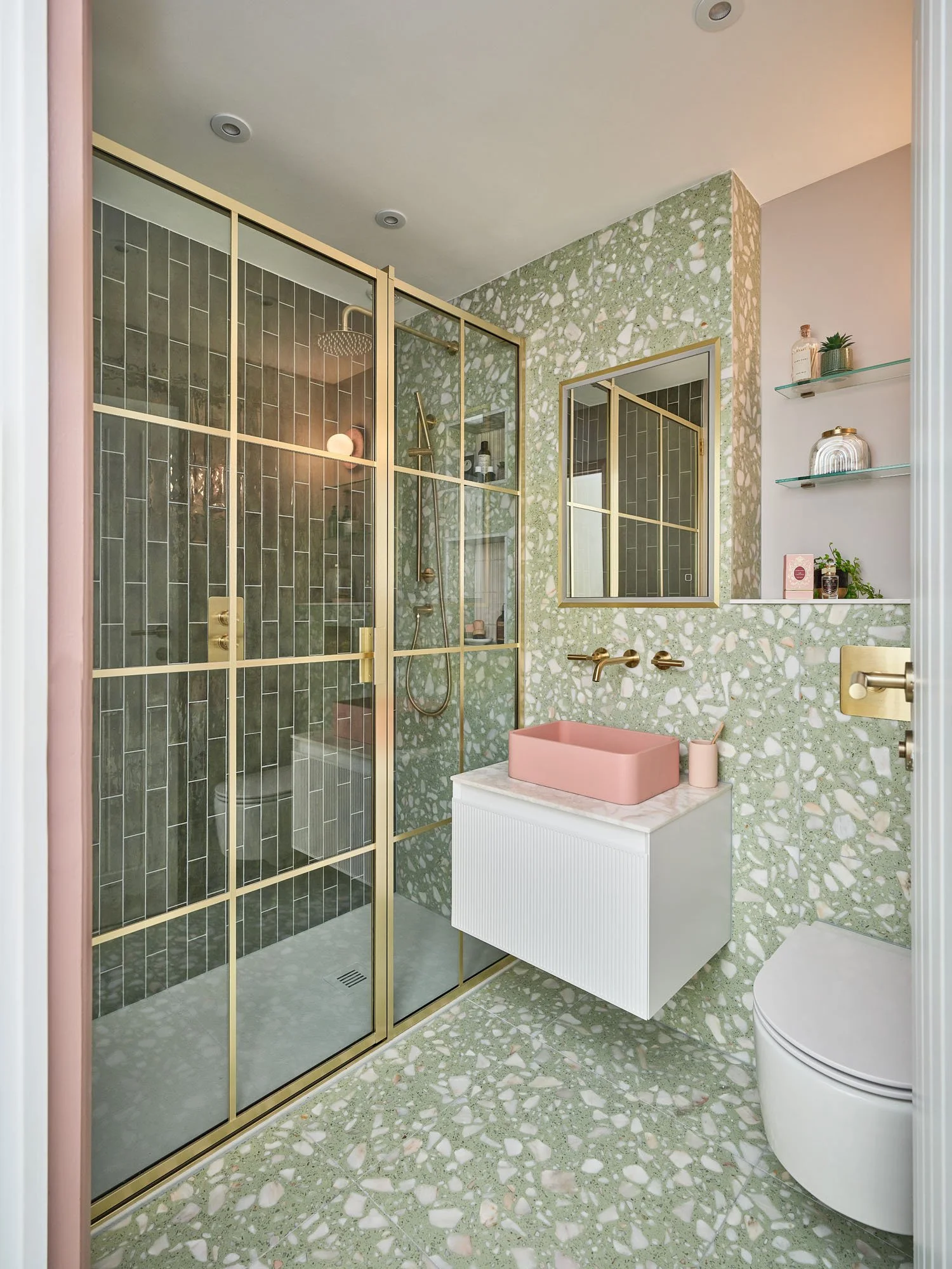 Simply Bathrooms Barker Close_03.jpg