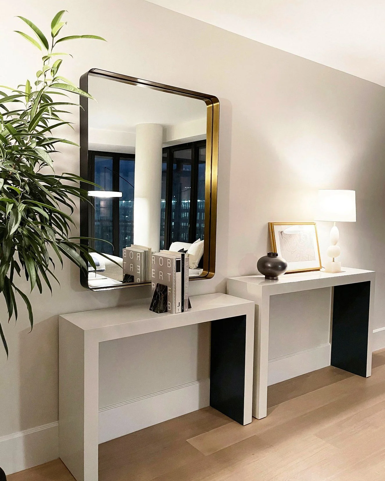 VDLROOM24x5.jpg