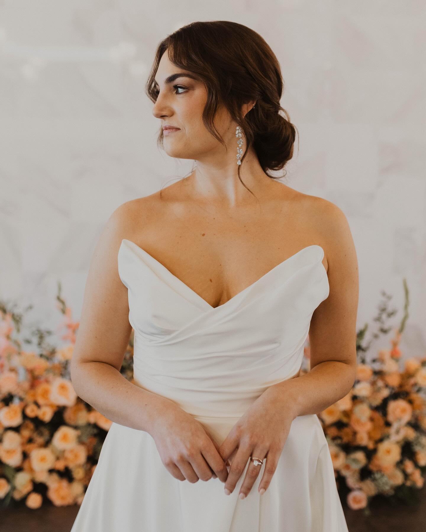 ⚠️ SAMPLE GOWNS aka gowns available directly off the showroom floor for a discounted price point + go home with you the same day as your appt. 

While we specialize in special orders, we have a variety of beautiful gowns available off the rack at all