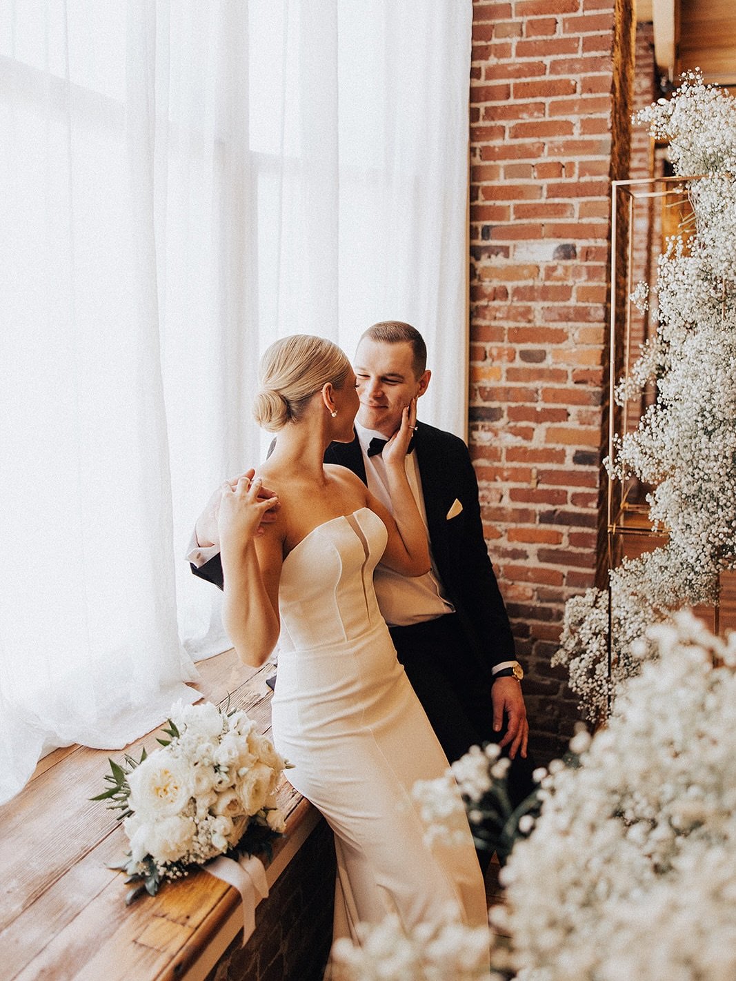 What it looks like to catch + keep feelings 🤍 // 📷 :: @paigereedphotos #swbbkcbride