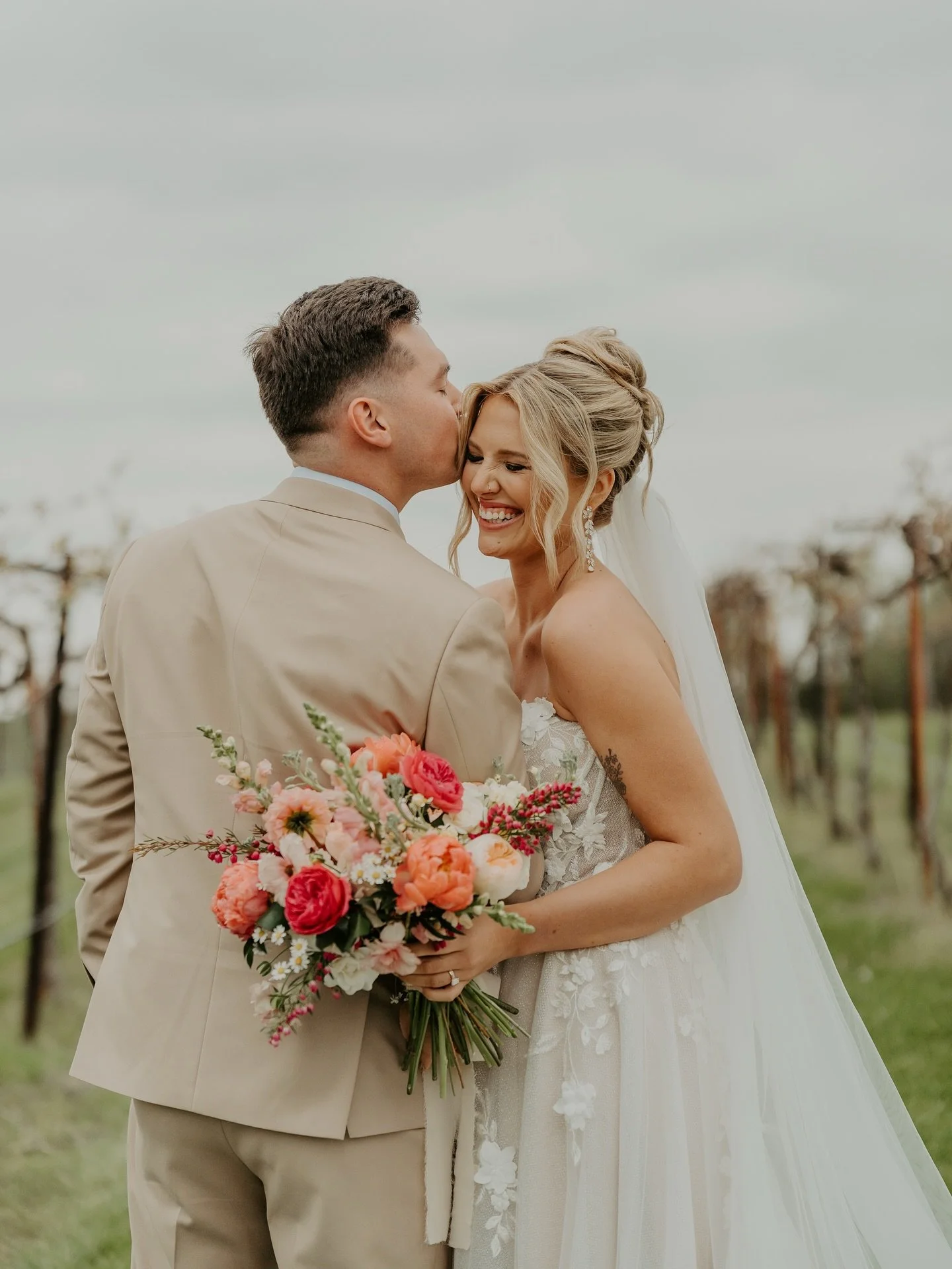 Maddi in Madi 💛🫶✨ // 📷 :: @enlowproductionsllc #swbbkcbride